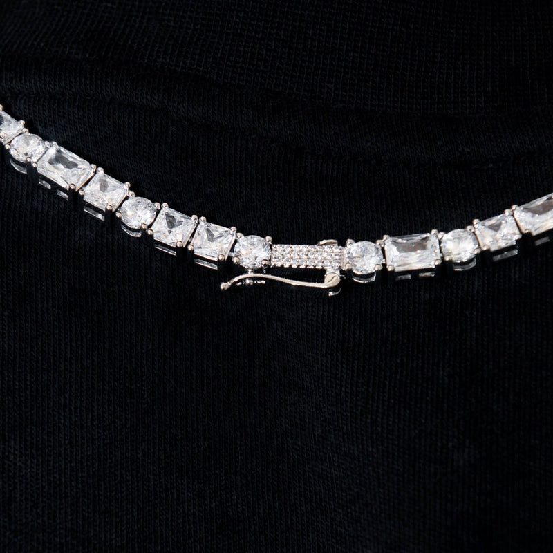 Multi Diamond Lariat Chain in White Gold