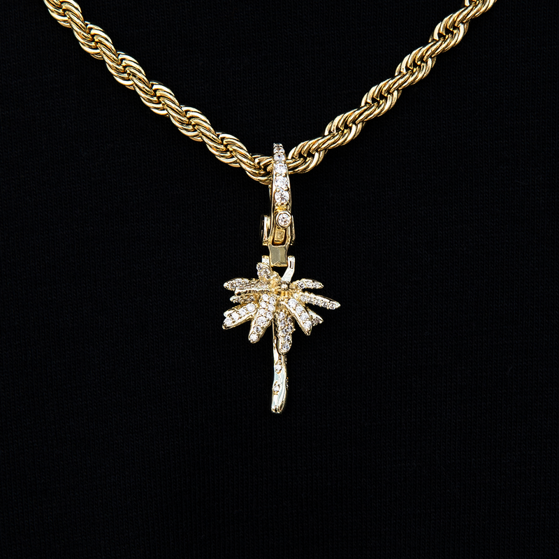 Palm Tree Clip On Pendant in Yellow Gold