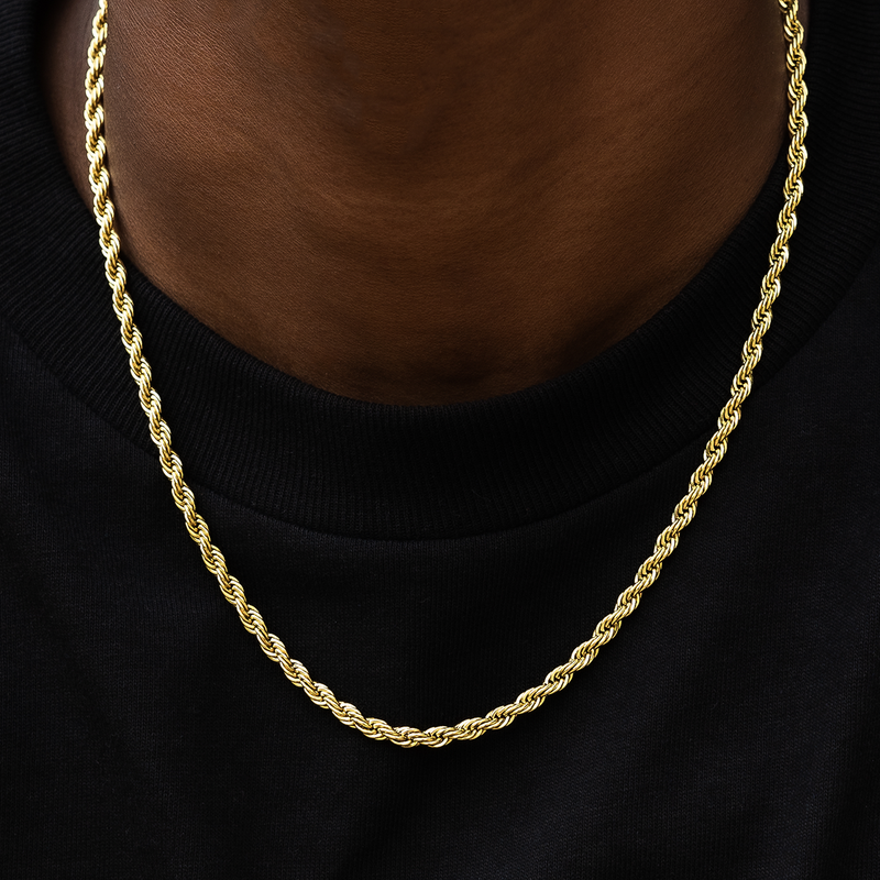 Italian Horn and Cross Set in Yellow Gold