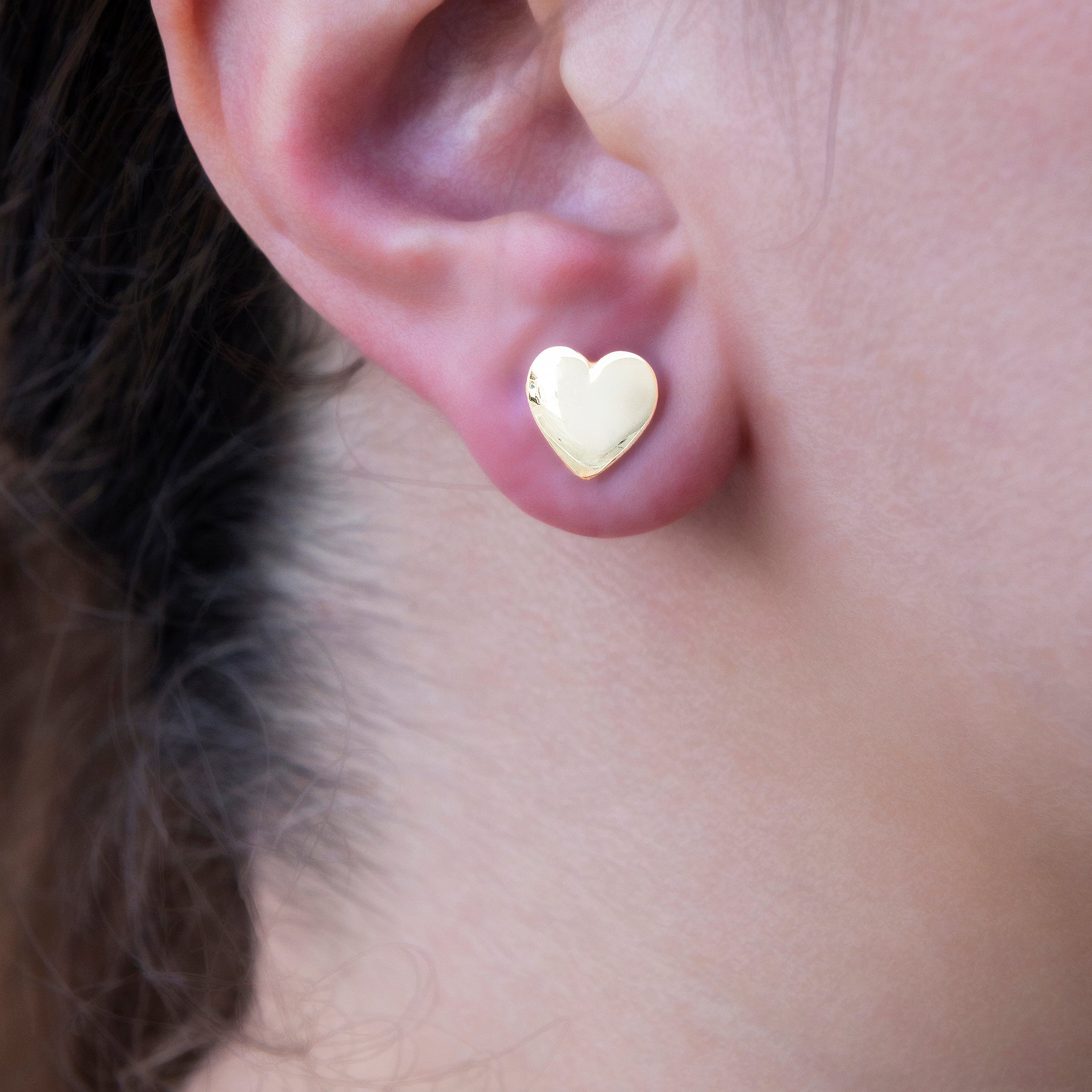 Simple Heart Stud Earrings in Yellow Gold