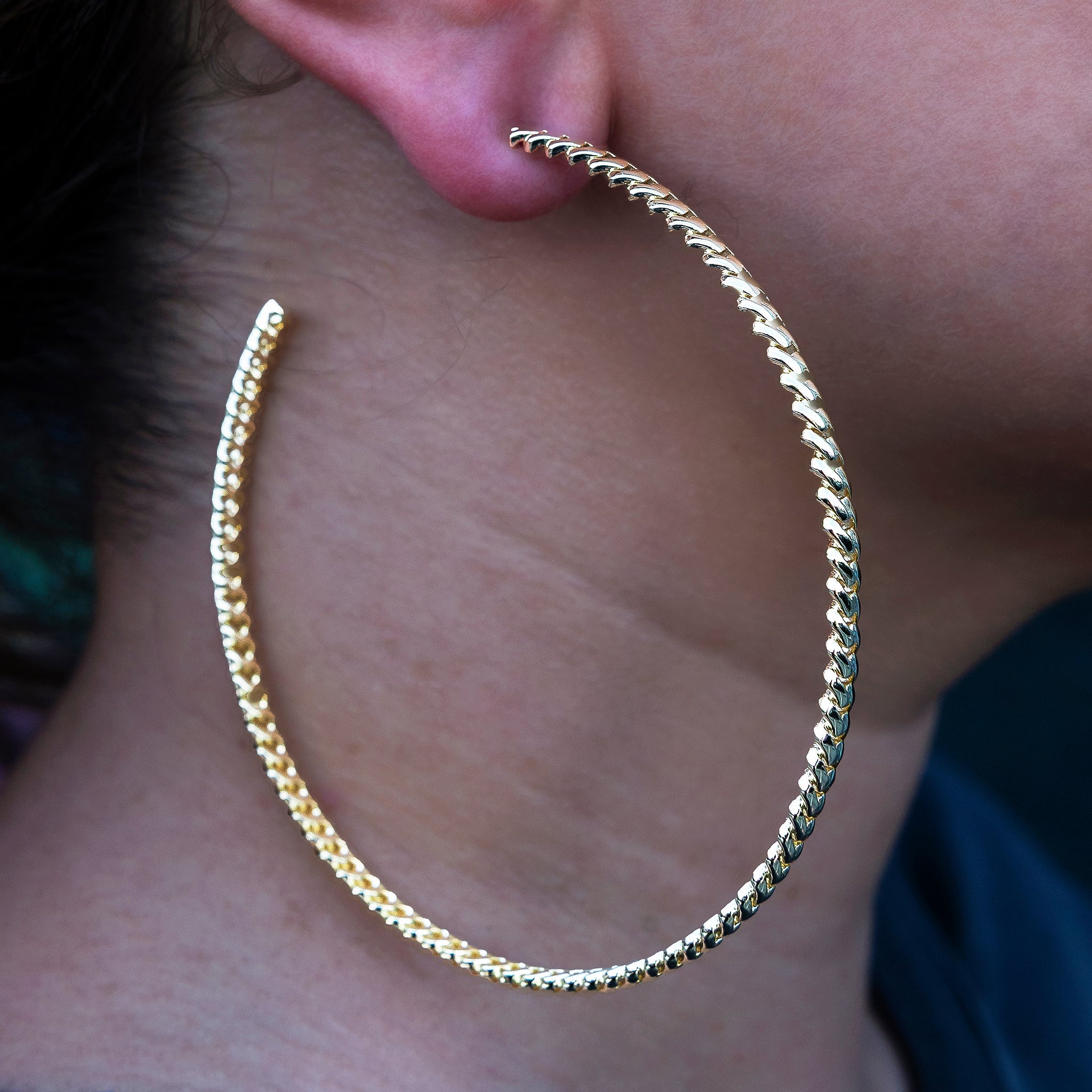 Micro Cuban Prong Hoop Earrings in Yellow Gold- 6mm