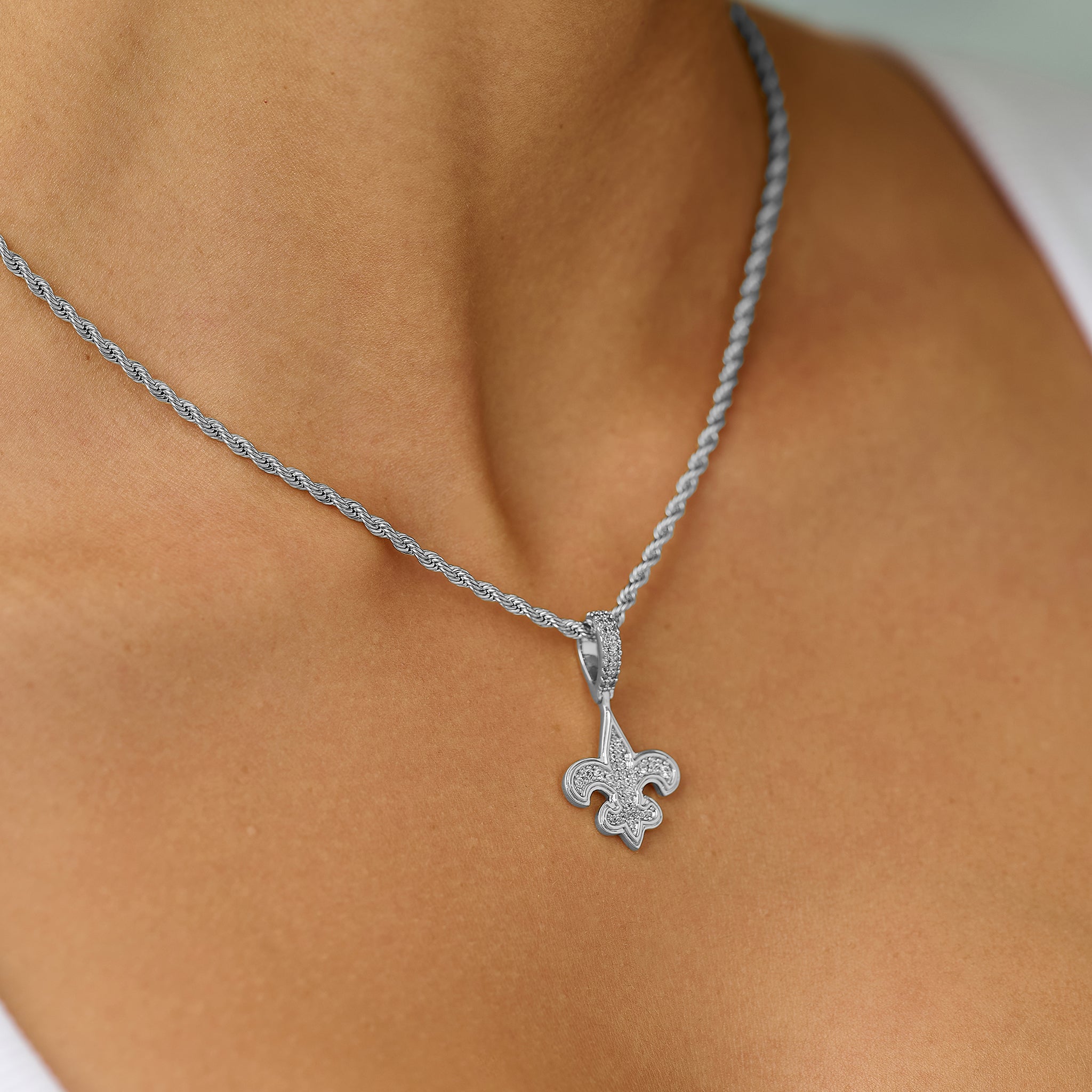 New Orleans Saints Official NFL Micro Logo Pendant in White Gold