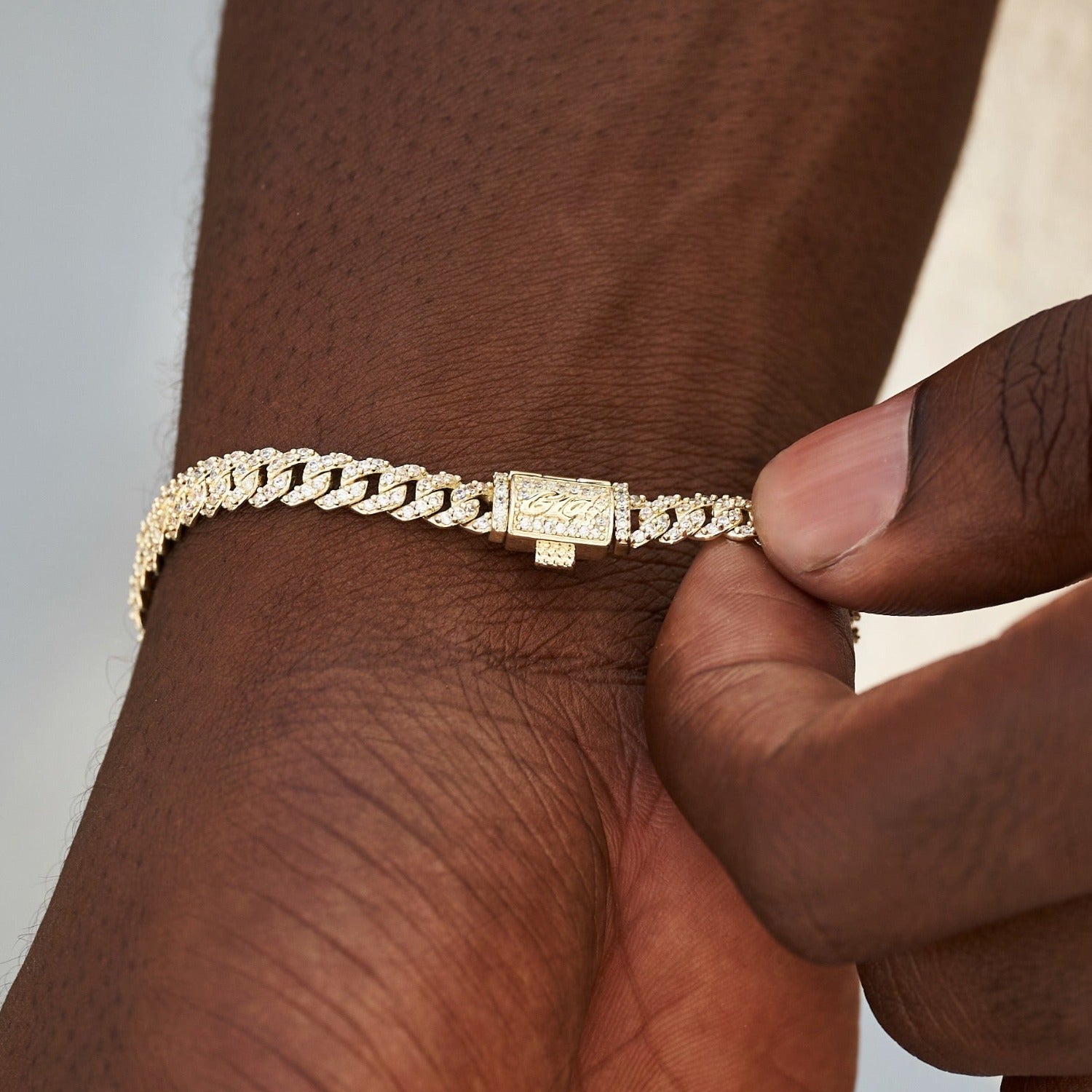 Men's 6MM Micro Diamond Prong Moissanite Cuban Bracelet in Yellow Gold Vermeil