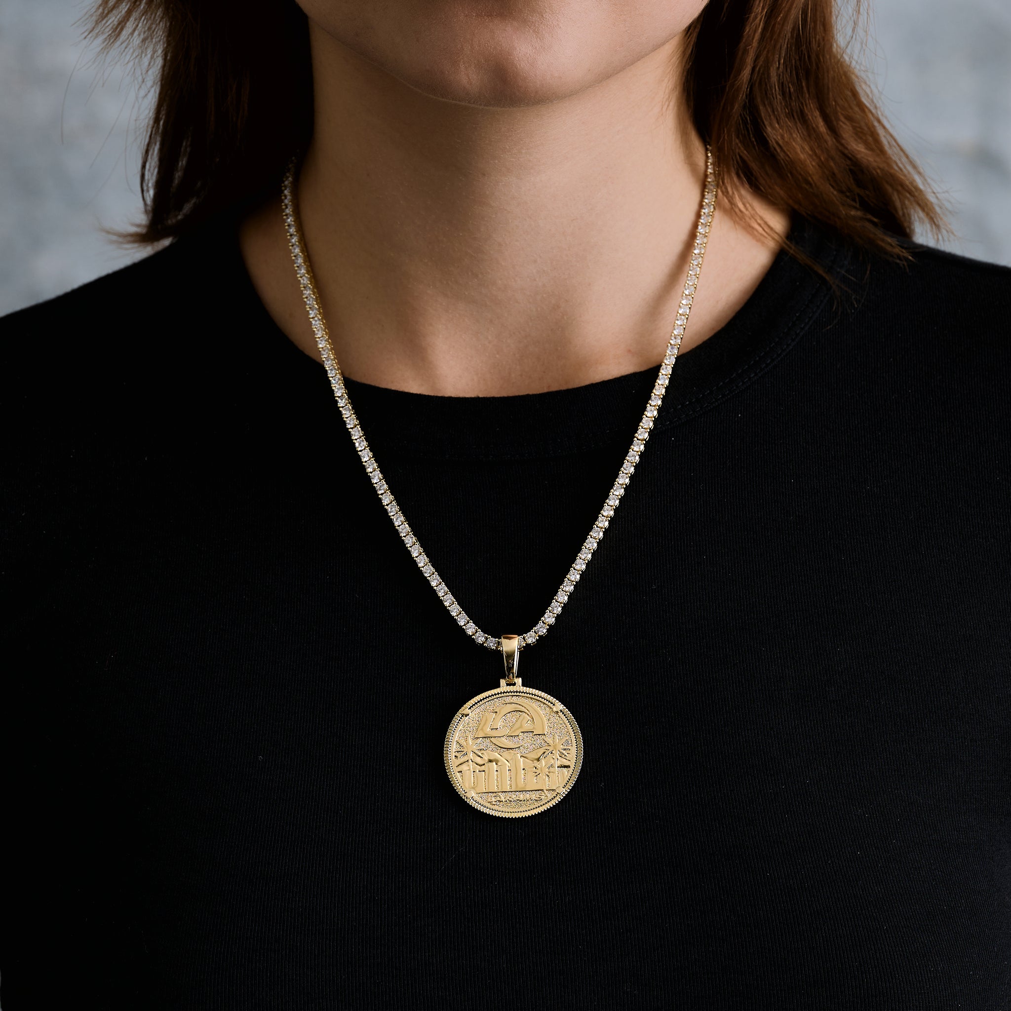 LA Rams Official NFL Coin Pendant in Yellow Gold
