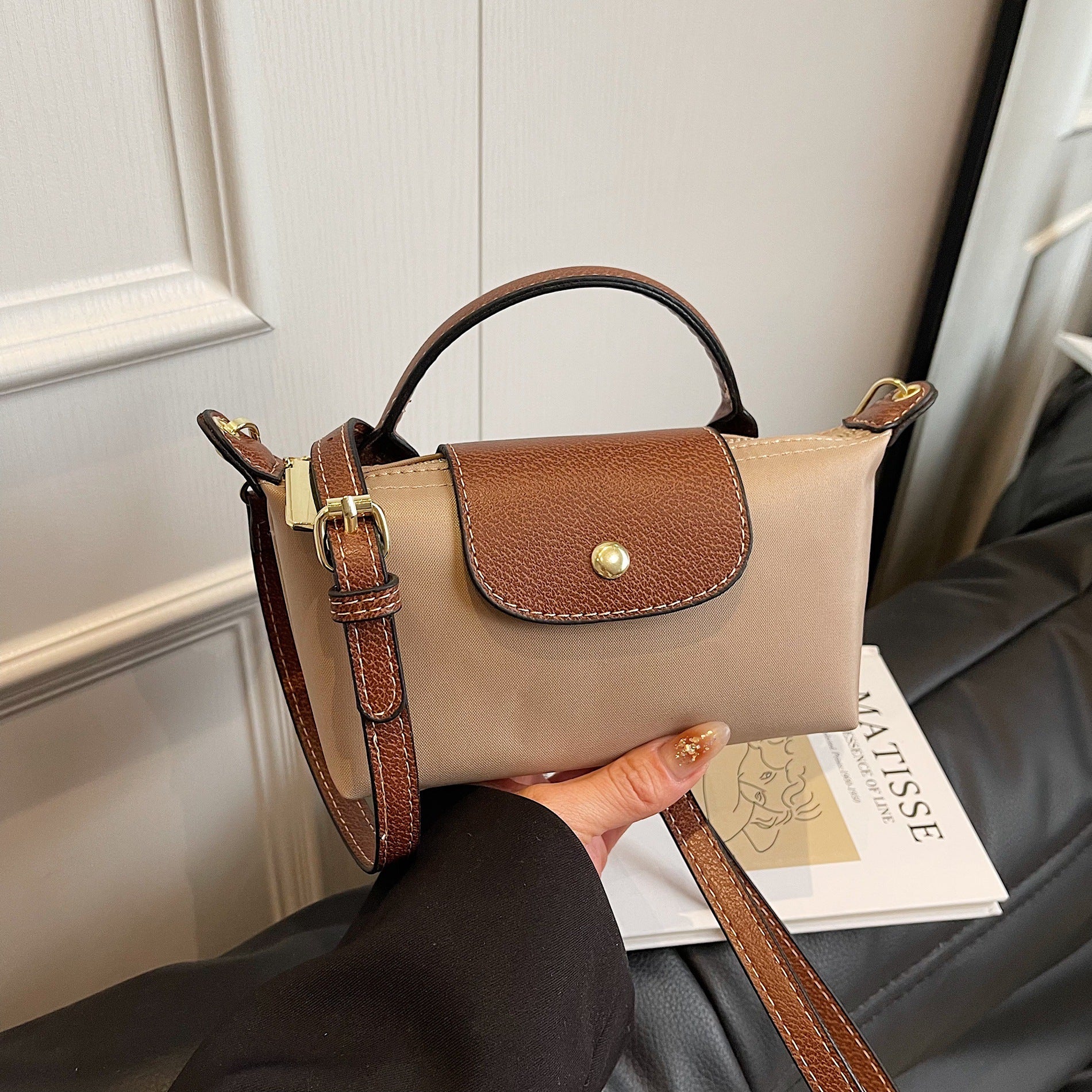 Vintage Fashion Nylon Dumpling Bag Women'S Bag Dragon Bags Xiang Shoulder Crossbody Handbag Texture Bag