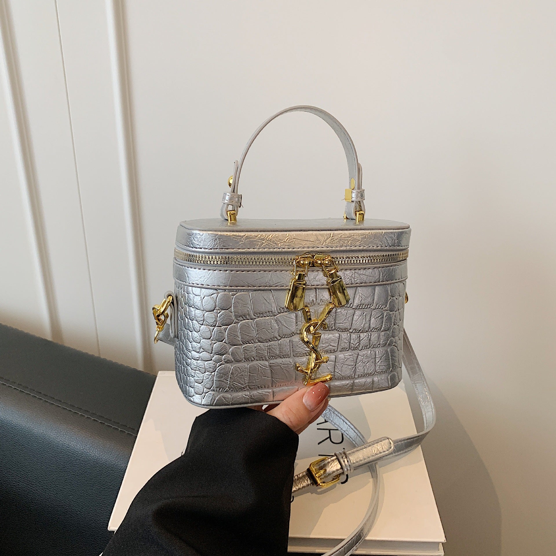 Light Luxury Poplar Stone Rhombus Square Shoulder Bag