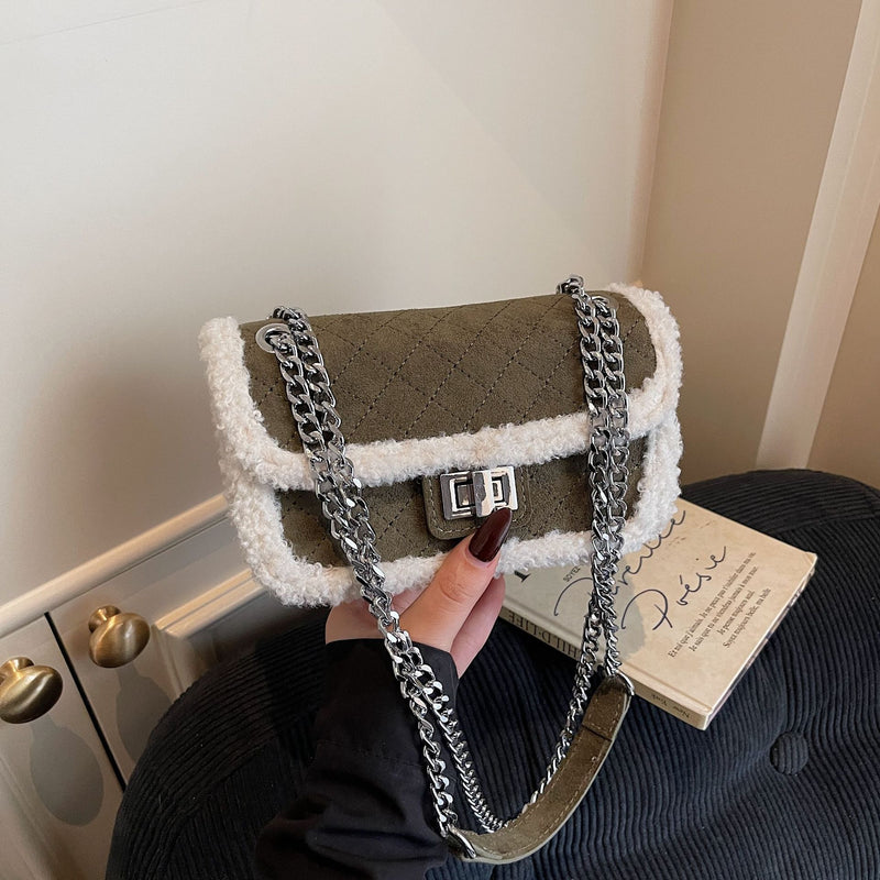Trendy Personalized Chain Commuter Bag