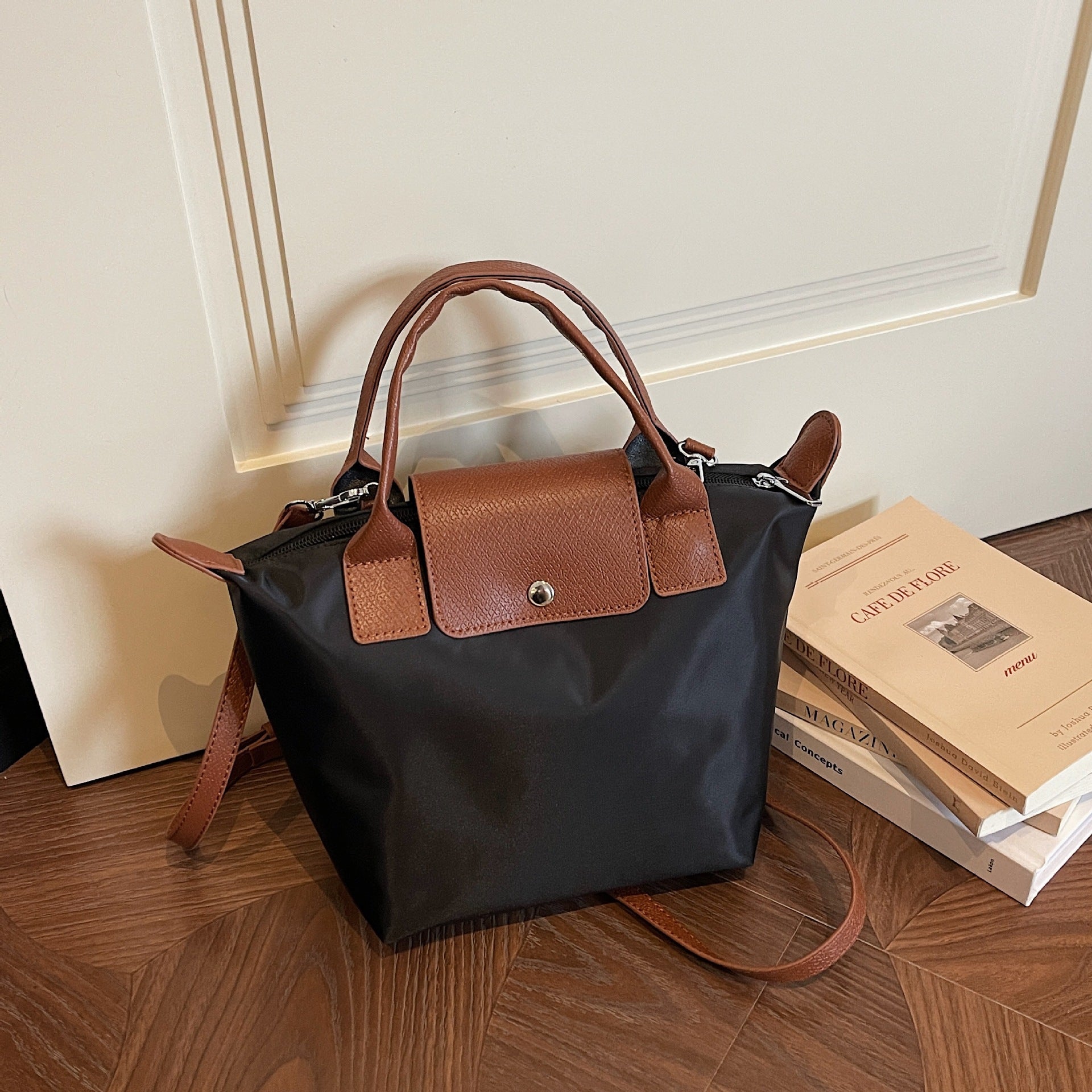 High-End Dragon Shoulder Bag Large Capacity Messenger Bag