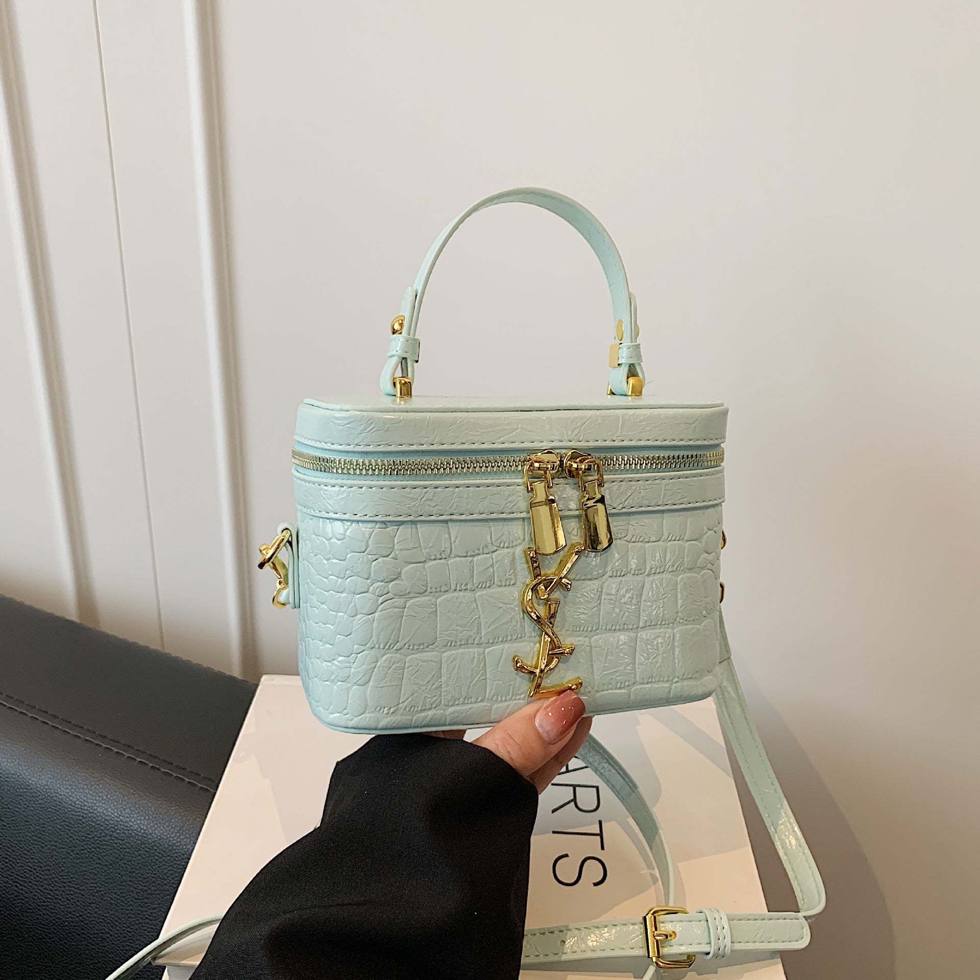 Light Luxury Poplar Stone Rhombus Square Shoulder Bag