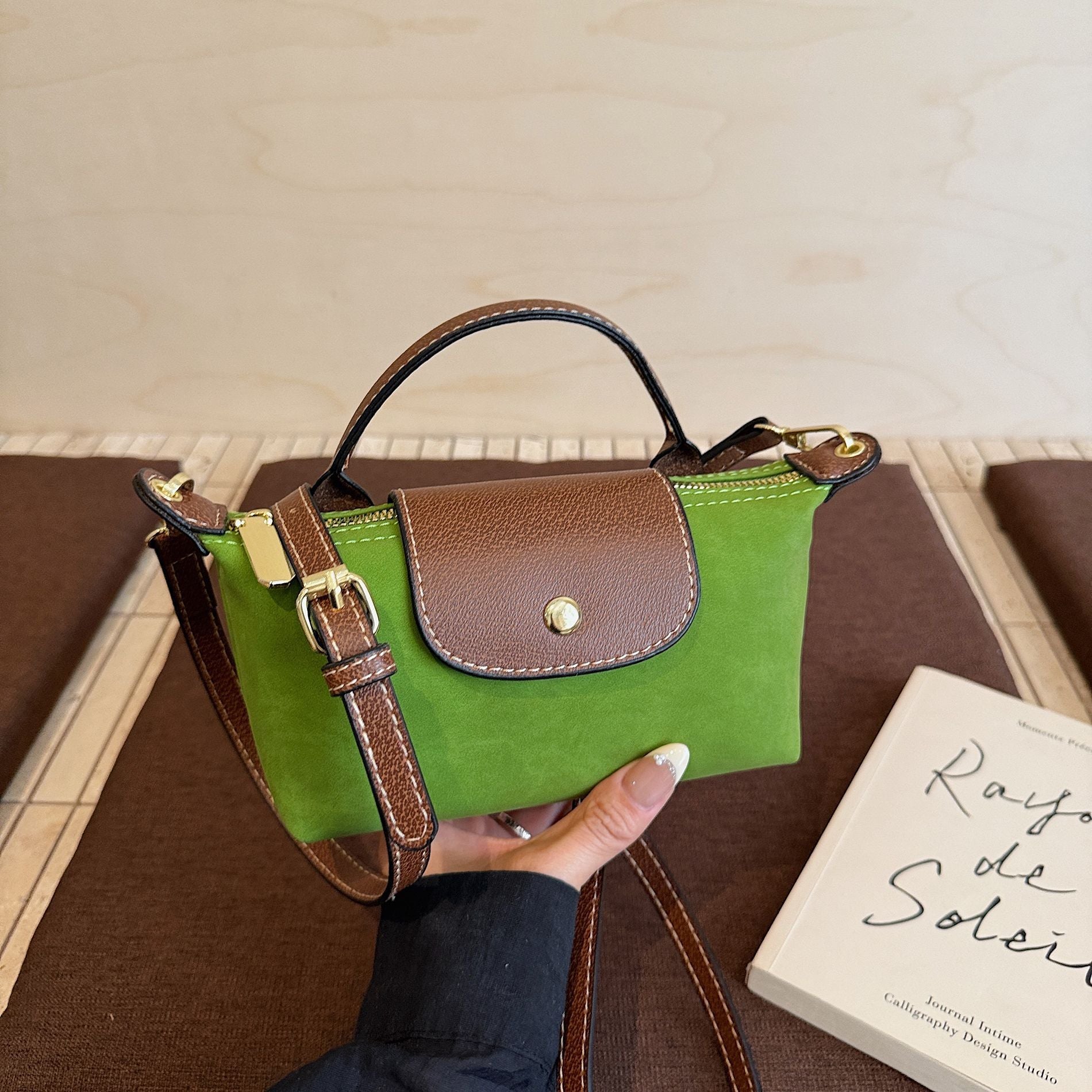 Fashion Dragon Dumpling Retro Shoulder Bag Light Luxury