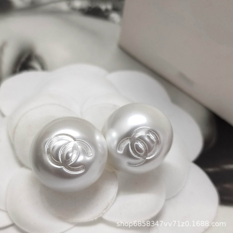 Elegant Enamel Pearl Stud Earrings for Women