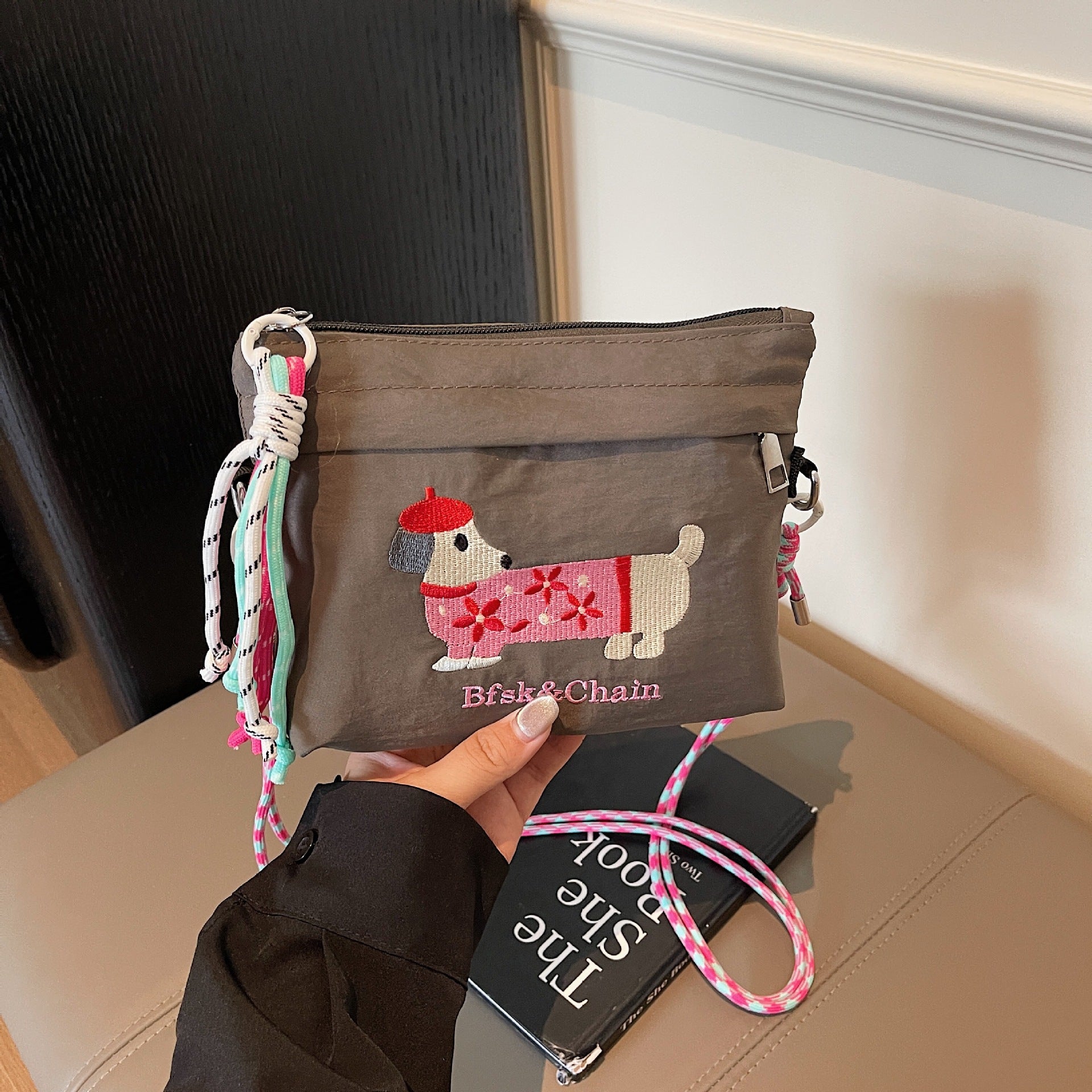 Cartoon Dachshund Embroidered Dog Bag Eco-Friendly Commuter Messenger Bag