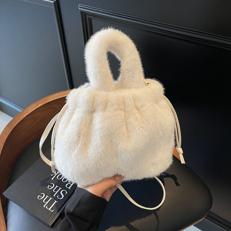 Women's Fashion Plush Bucket Bag Single Shoulder Strap