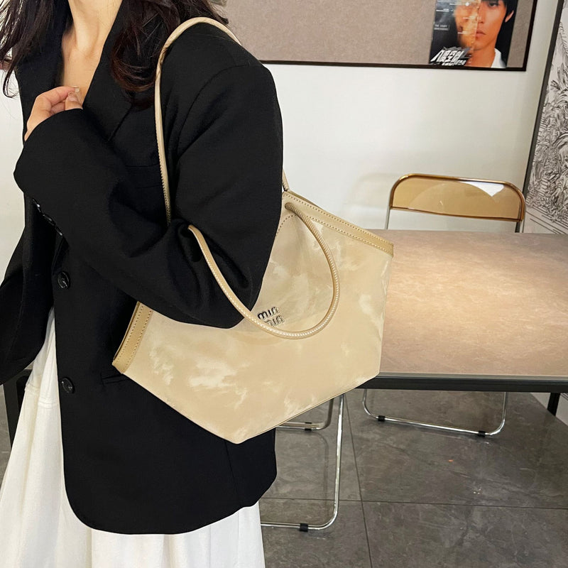 French Miu Large-Capacity Fashion Tote Shoulder Bag