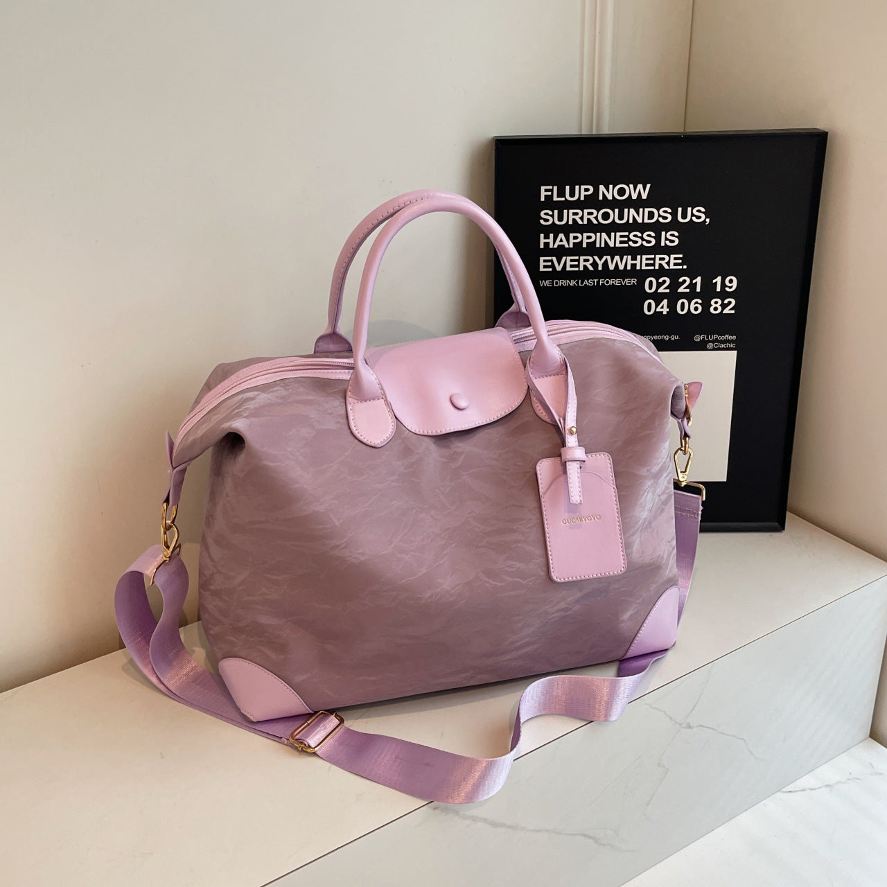Smudged Pleated Large Oxford Messenger Shoulder Bag