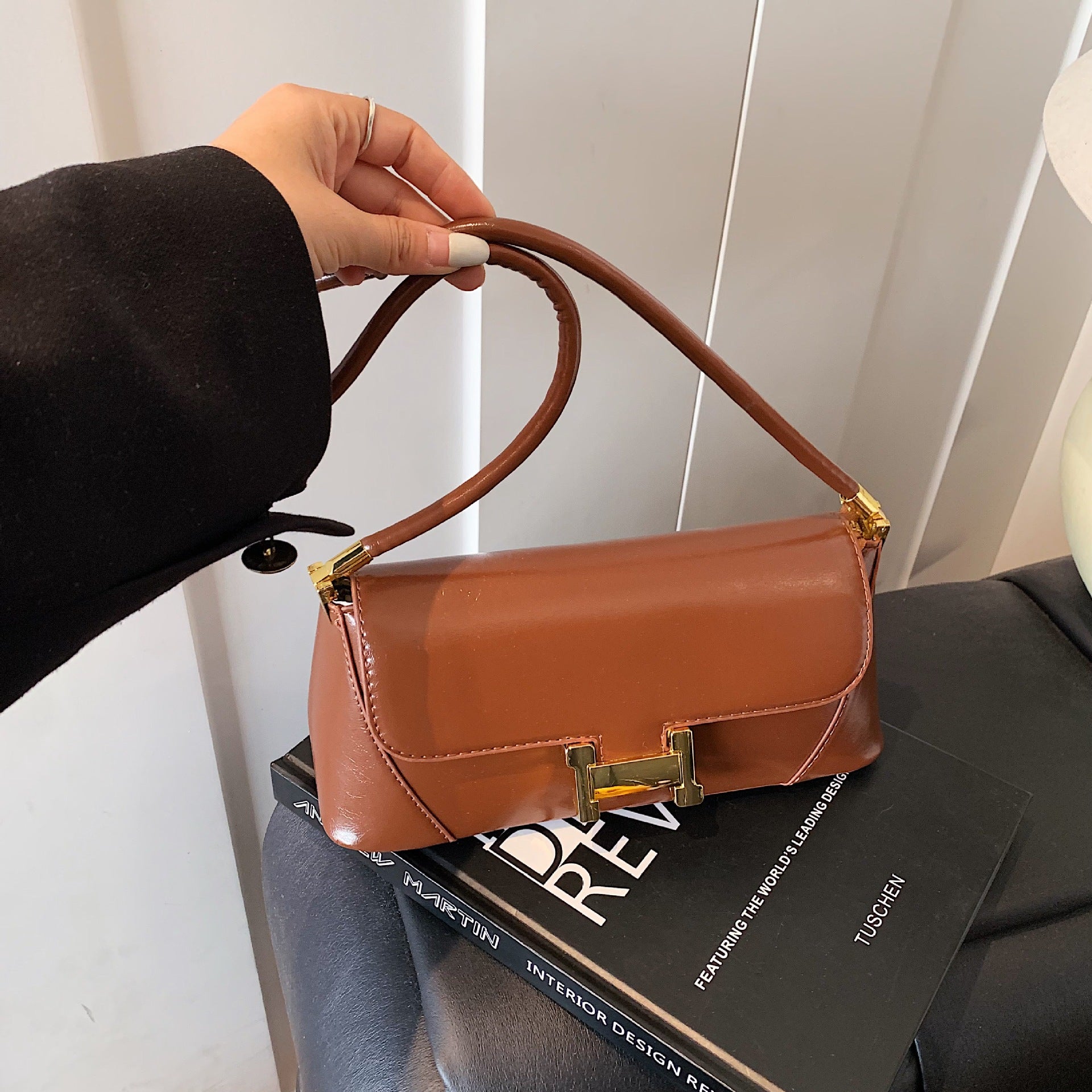 Poplar Forest Retro Small Square Crossbody Shoulder Bag
