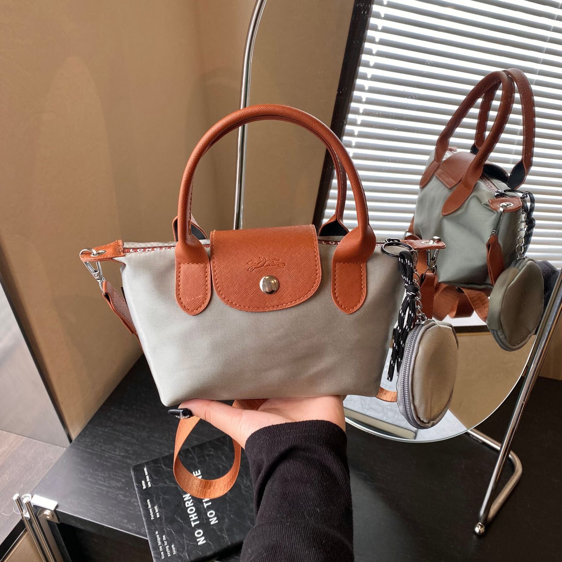 Simple Nylon Dragon Dumpling Bag Versatile Shoulder Handbag