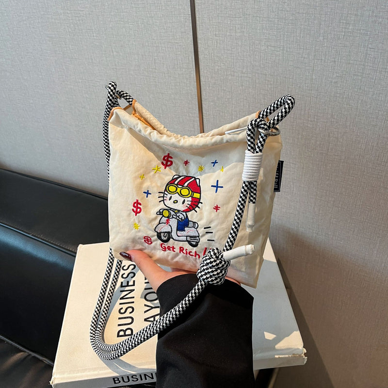 Nylon Drawstring Shoulder Bag for Commuting and Shopping