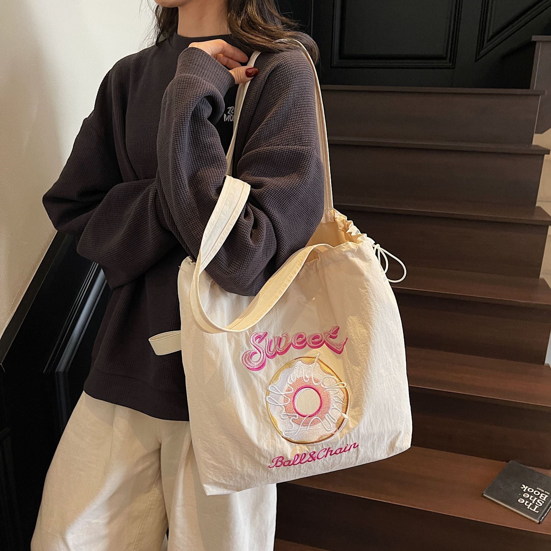 Donut Embroidery Tote Bag with Ball Chain for Women