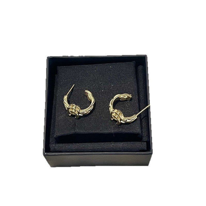 Golden Rhombus Pattern Double C Stud Earrings Women