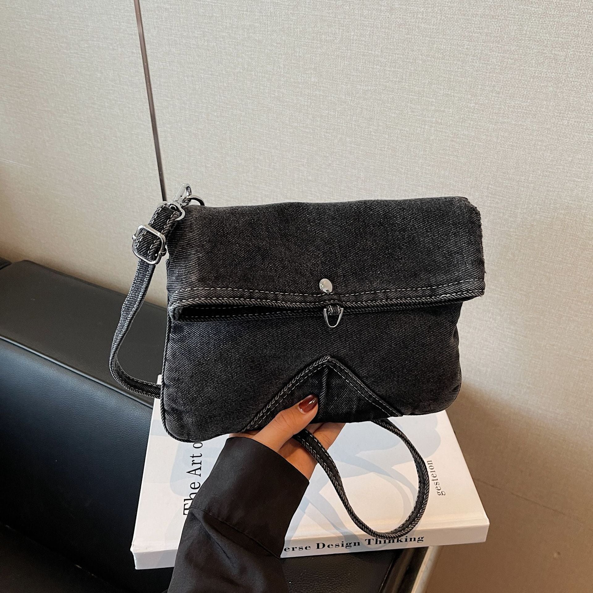 Retro Denim Shoulder Bag for Women - Large Capacity Commuter Envelope Bag