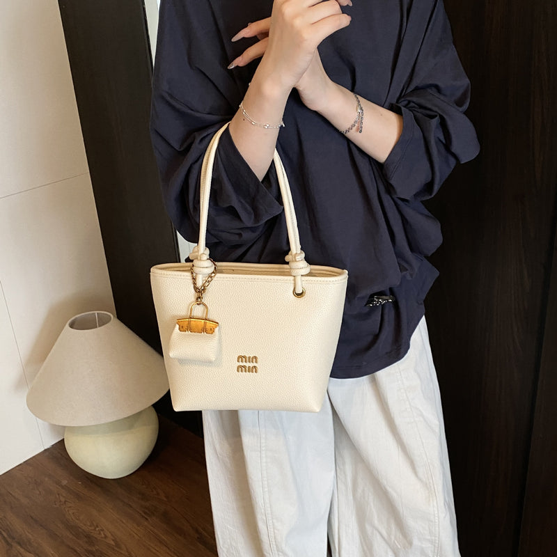 Retro Miu Luxury Bucket Tote Bag Large Capacity Shoulder