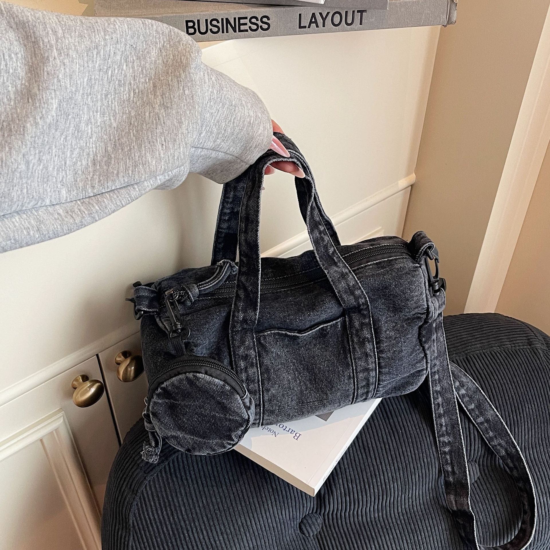 Retro Denim Messenger Bag for Women - Large Capacity Casual Shoulder Bag