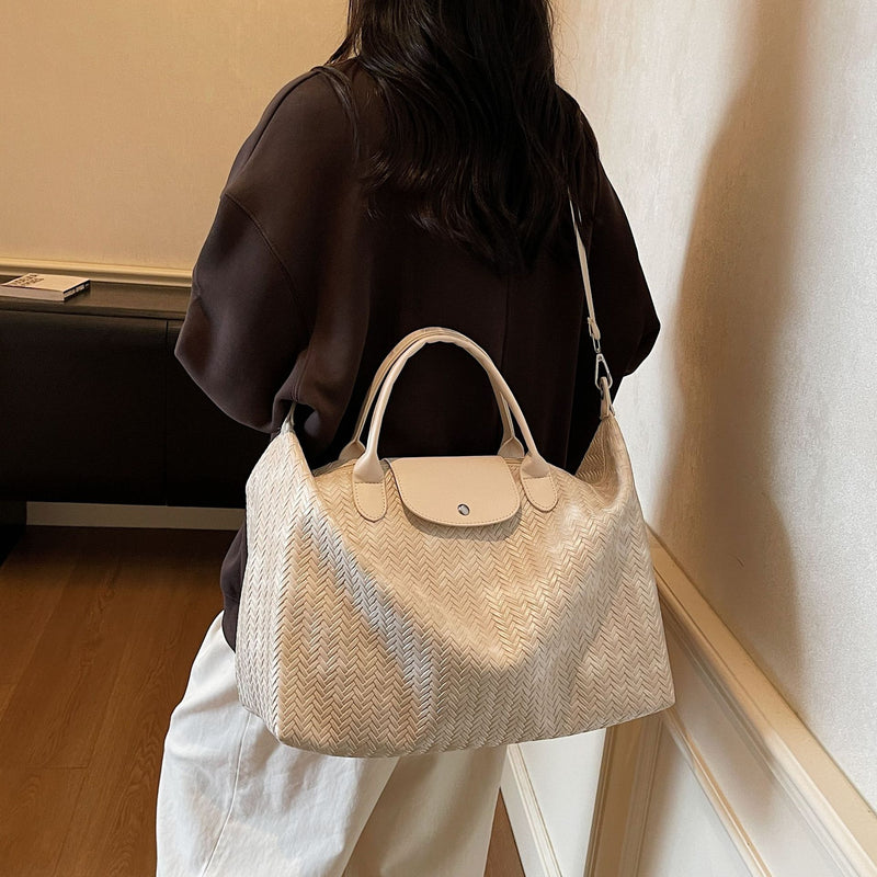 Retro Dragon Large-Capacity Herringbone Sports Travel Bag