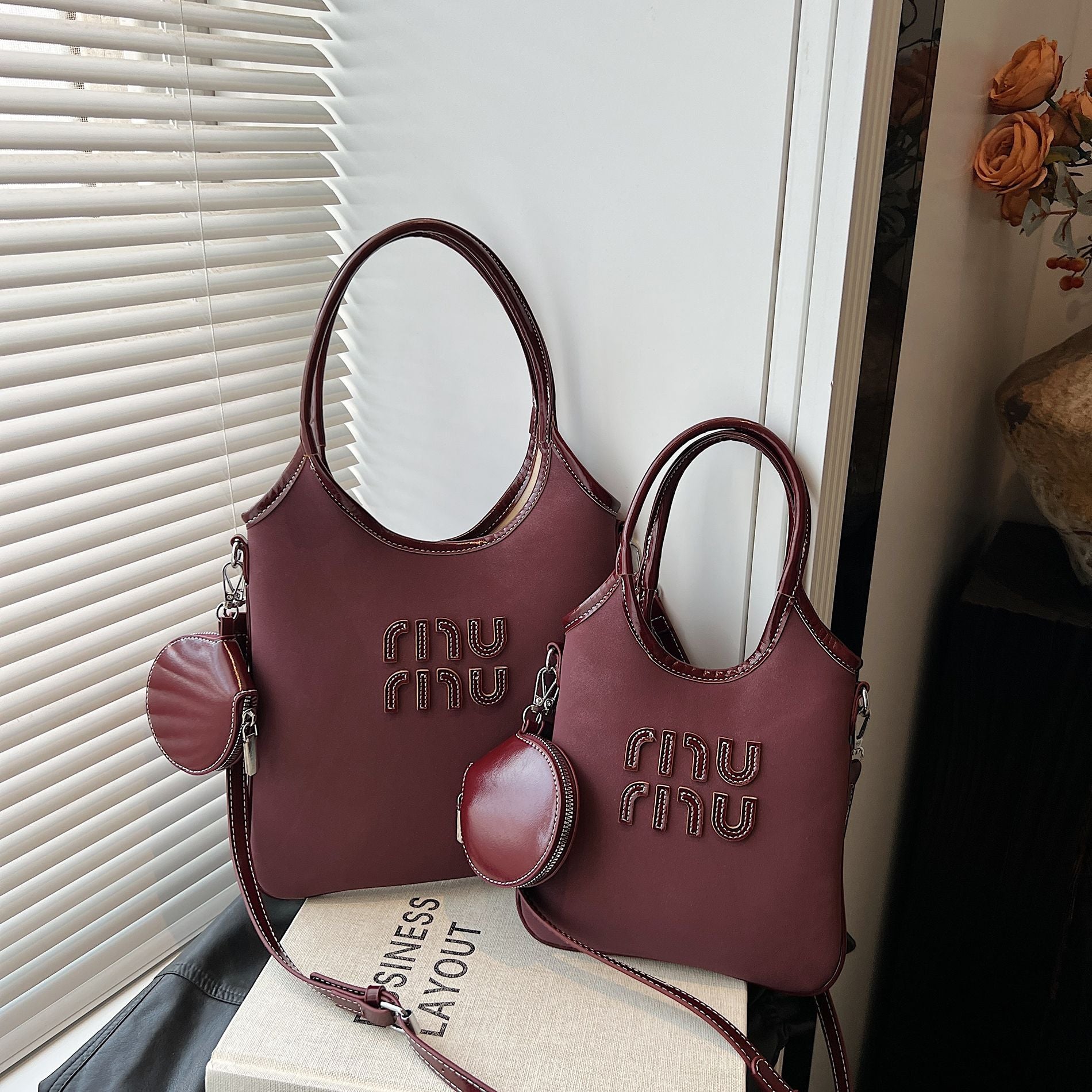 Miu Versatile Mother & Child Shoulder Bag Large Capacity