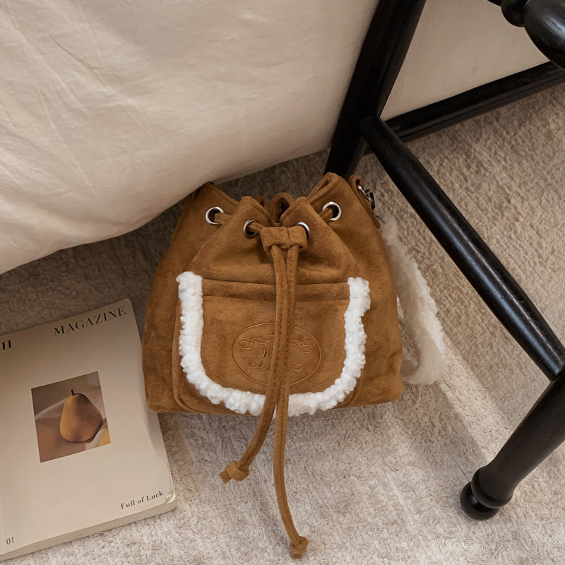 Retro Bucket Bag Women's Plush Shoulder Bag