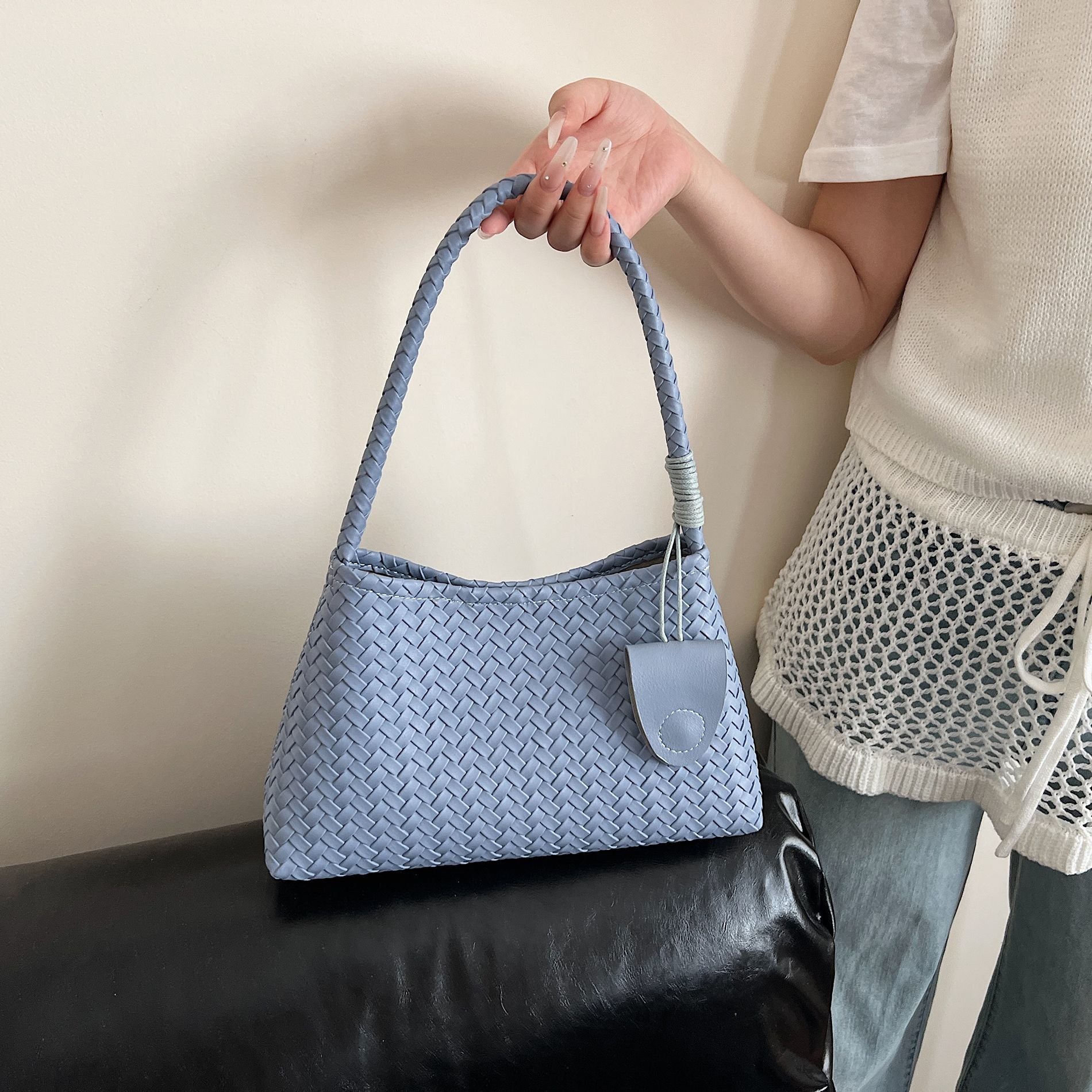Niche Hand-Woven Underarm Bag for Women - Large Capacity Casual Shoulder Bag