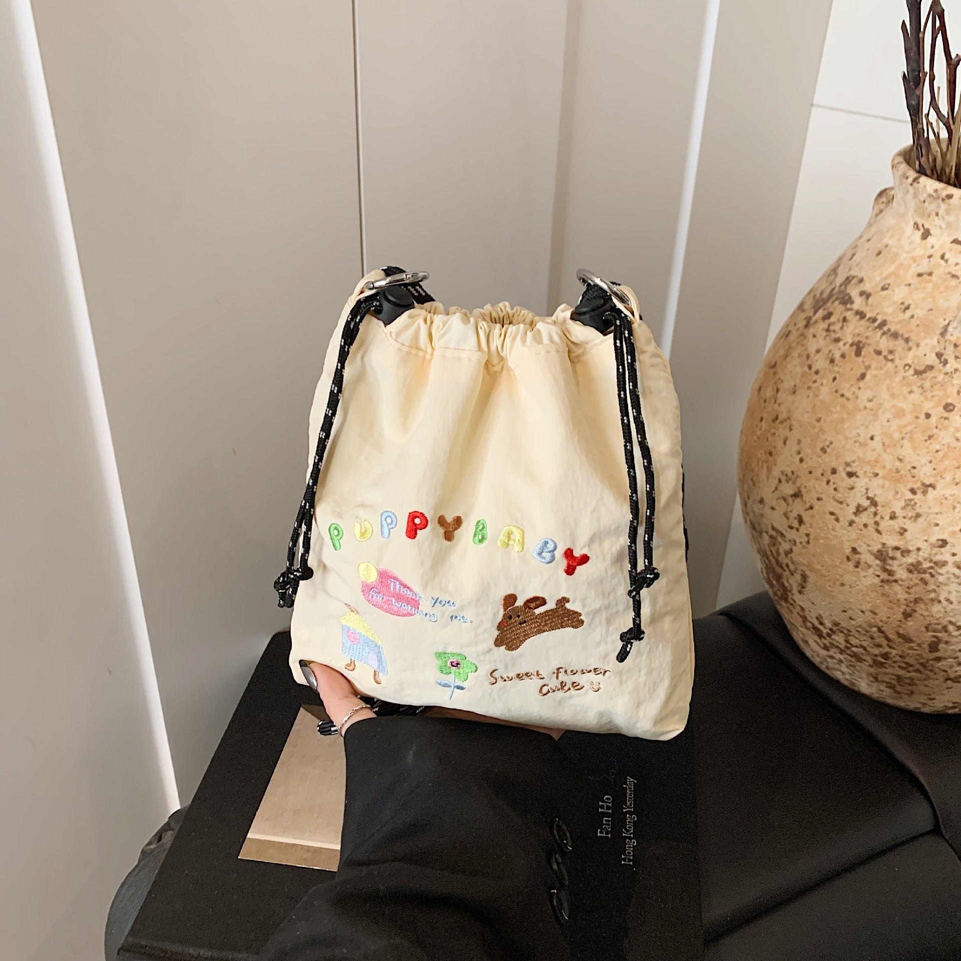 Embroidery Ball Chain Drawstring Shoulder Bag
