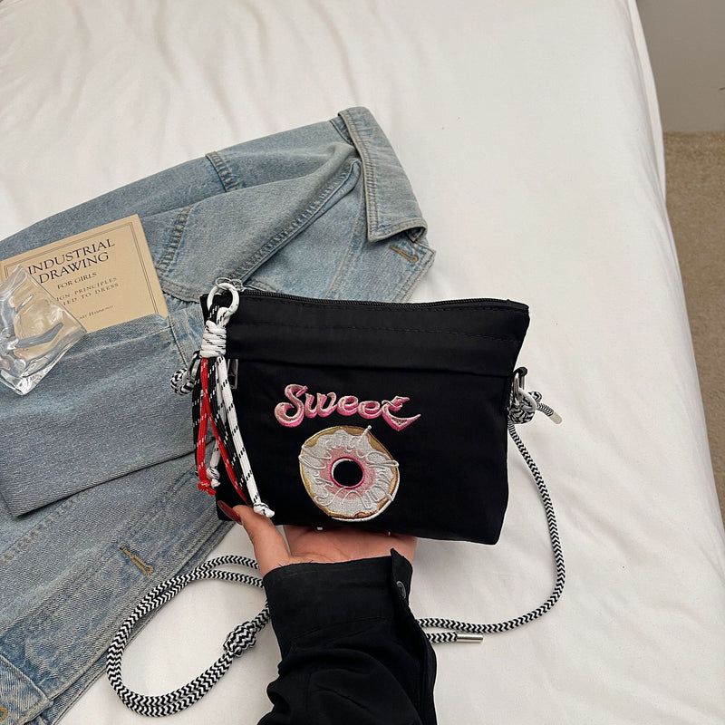 Donut Chain Shoulder Bag for Women Fashion Commuter Bag