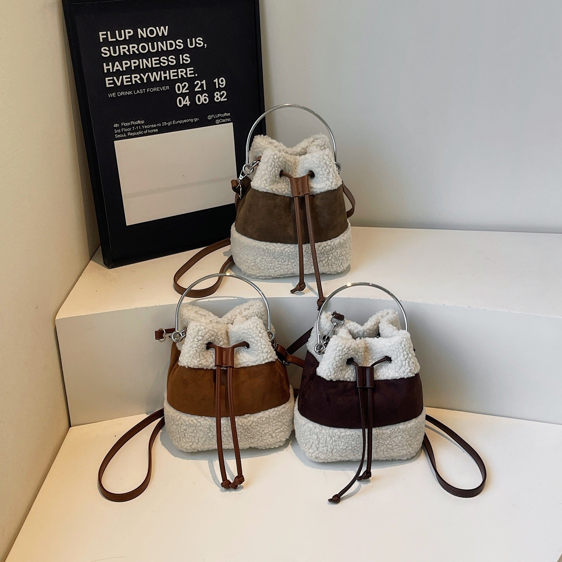Versatile Plush Bucket Bag with Pumping Belt Handbag