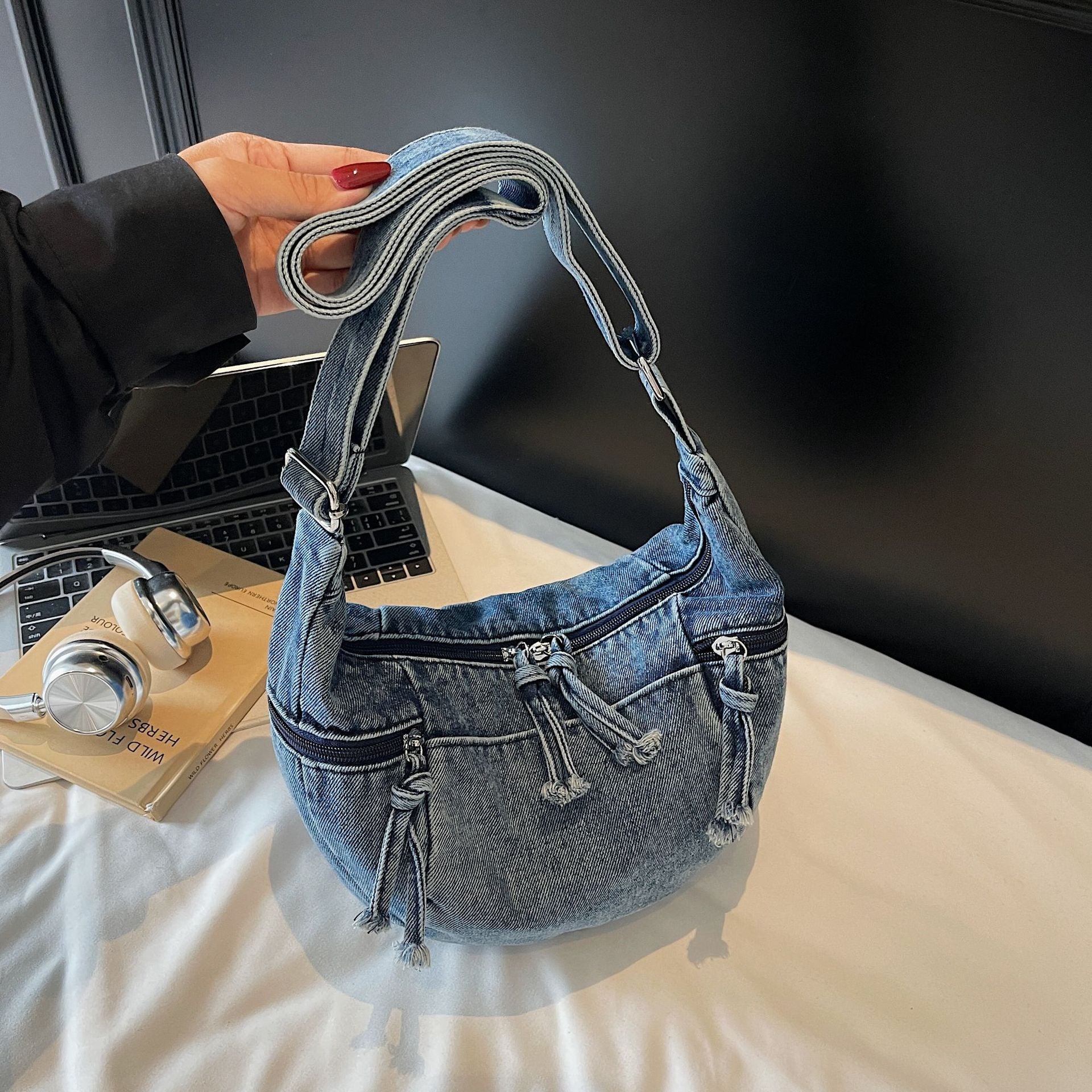 Dongdaemun Denim Messenger Bag Large Capacity Casual Pleated One-Shoulder