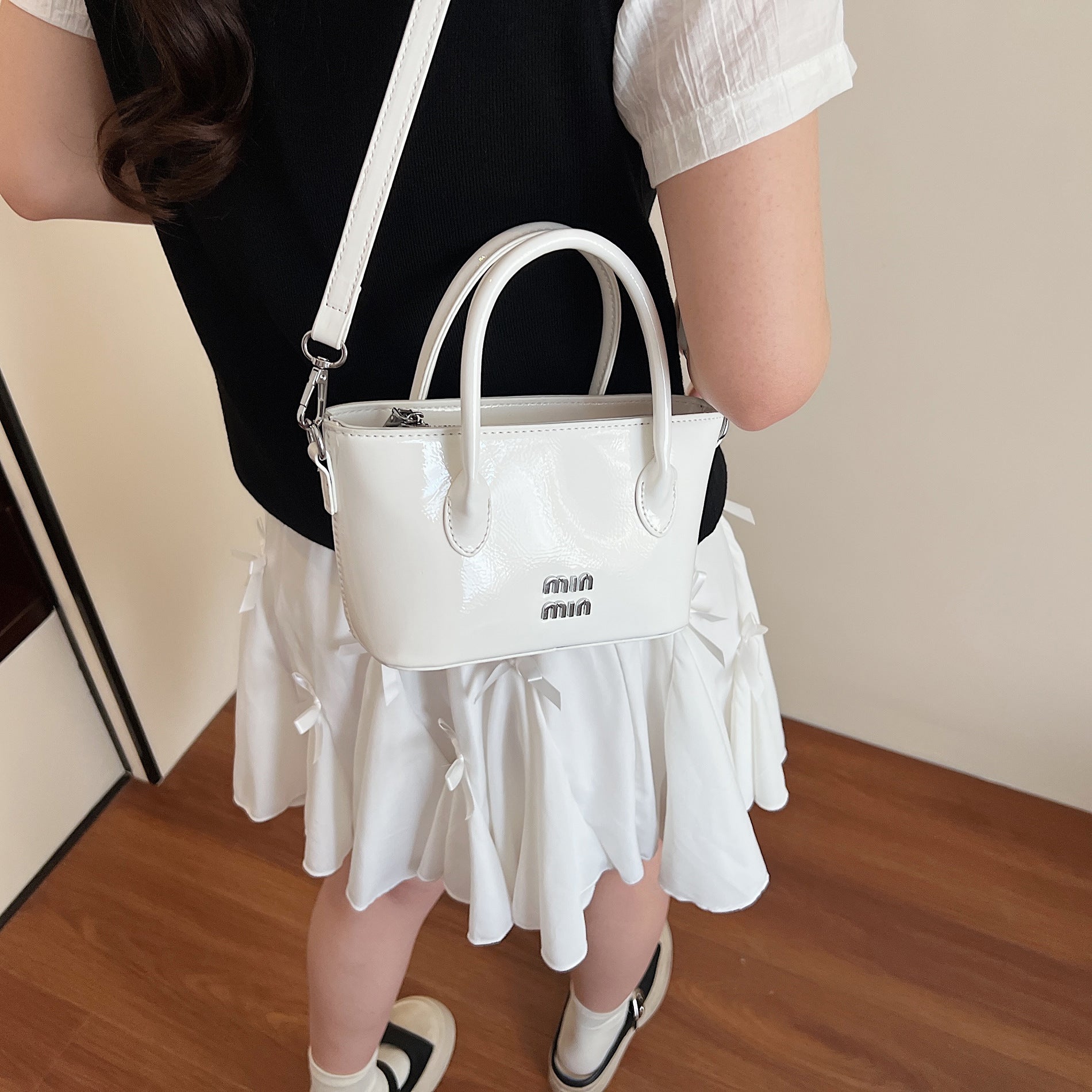 Miu Niche Luxury Bucket Shoulder Crossbody Bag for Women