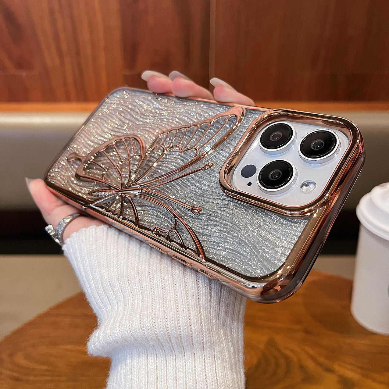 Three-Dimensional Quicksand Butterfly iPhone Case Anti-Fingerprint