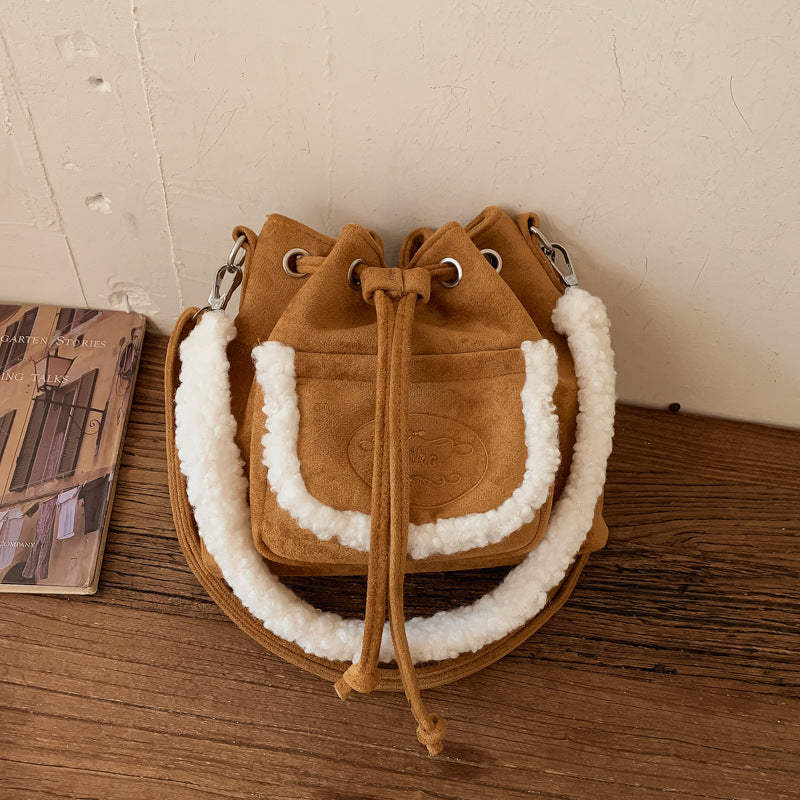 Retro Bucket Bag Women's Plush Shoulder Bag