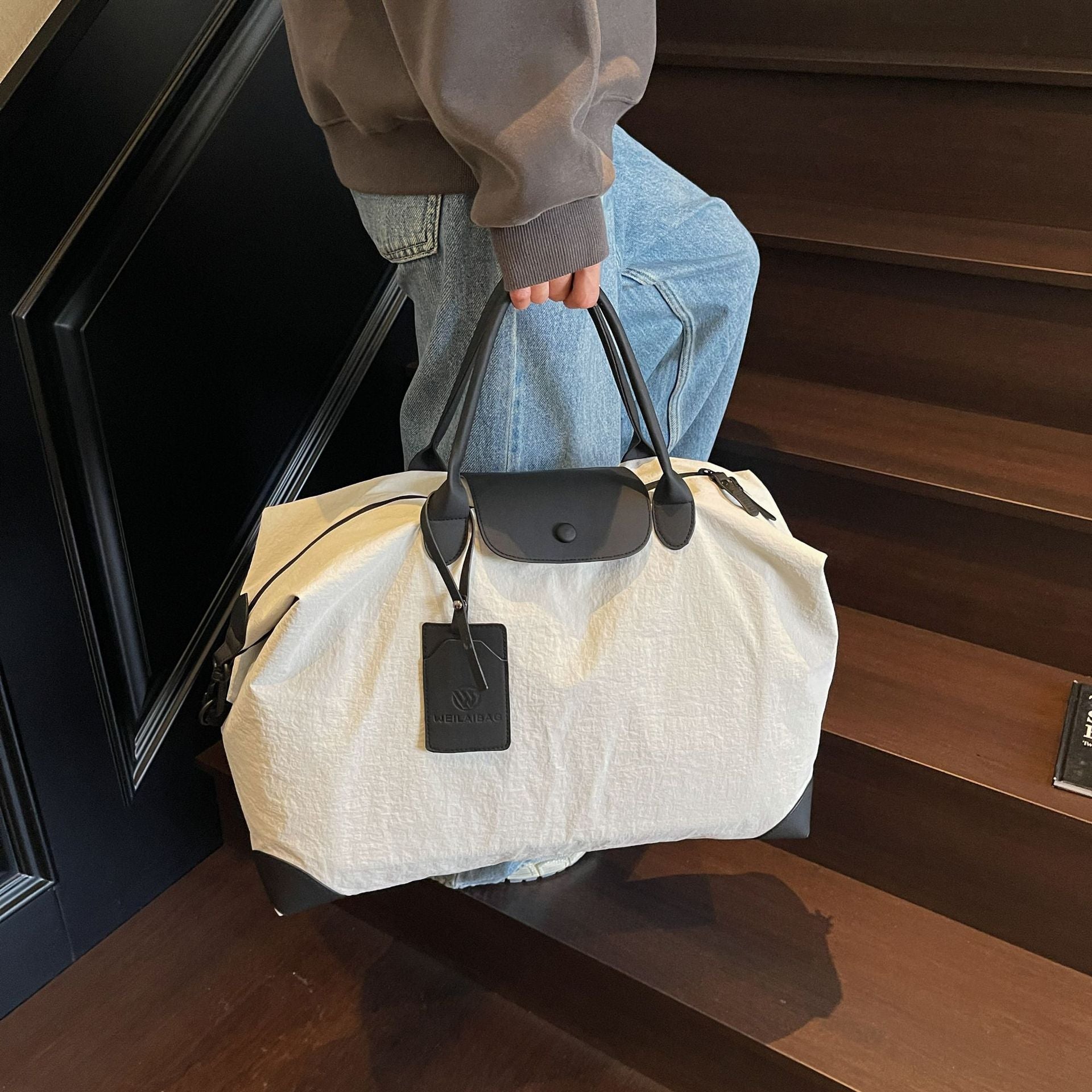 Longbaoxiang Large Capacity Lightweight Travel Tote Bag