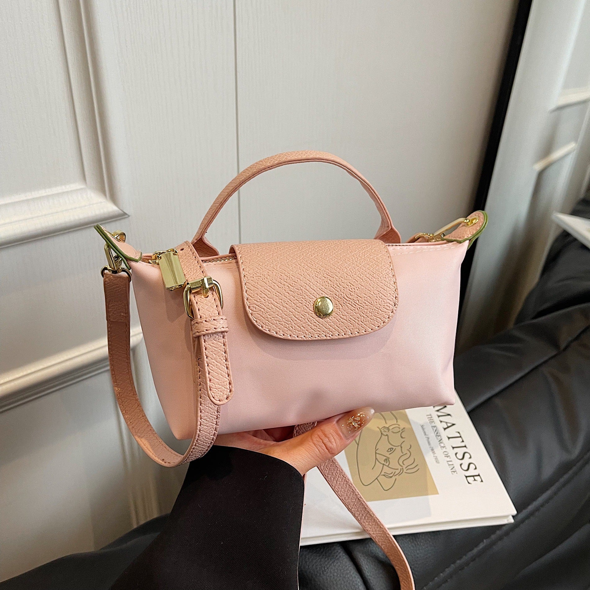 Vintage Fashion Nylon Dumpling Bag Women'S Bag Dragon Bags Xiang Shoulder Crossbody Handbag Texture Bag