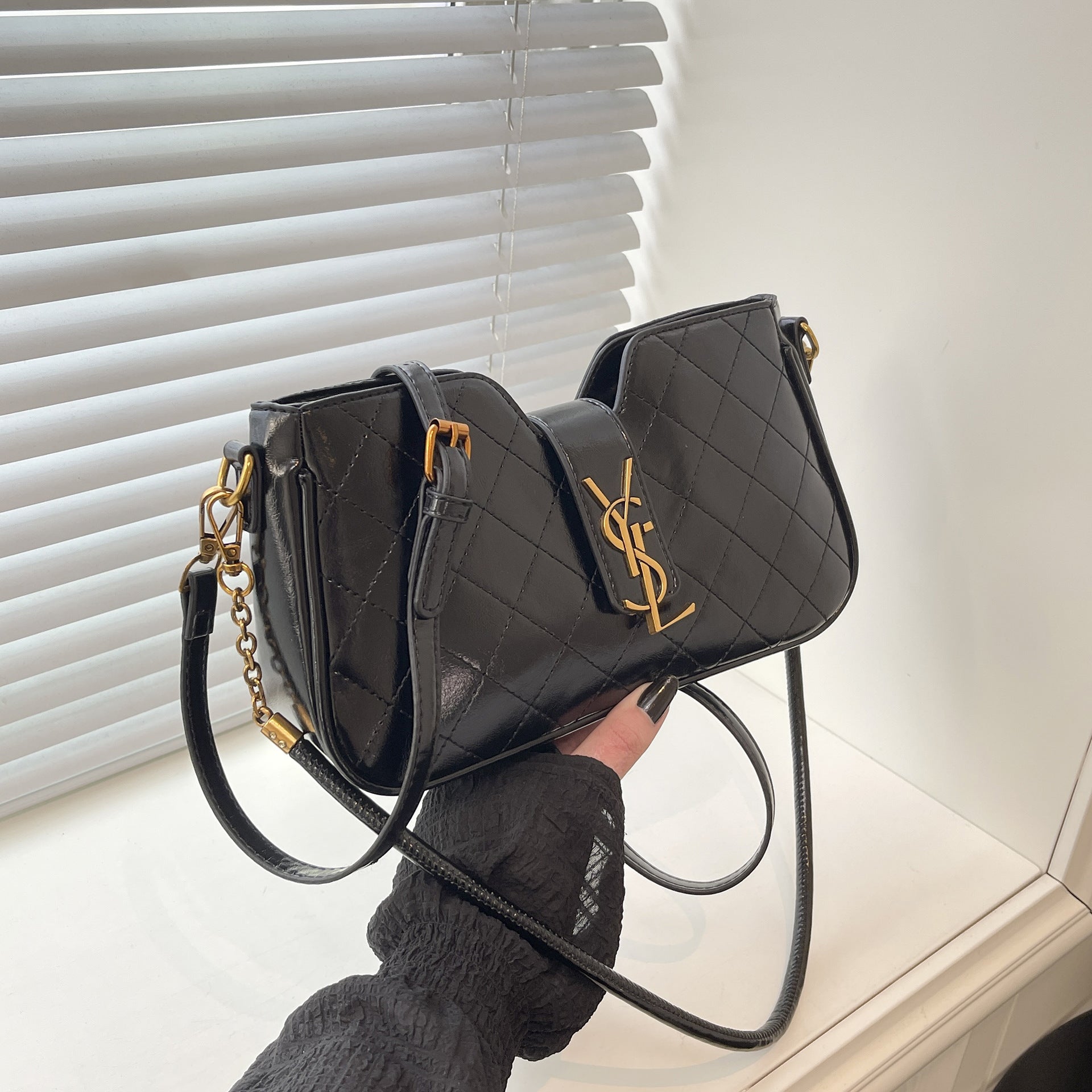 Light Luxury Embroidered Rhombus Chain Crossbody Shoulder Bag