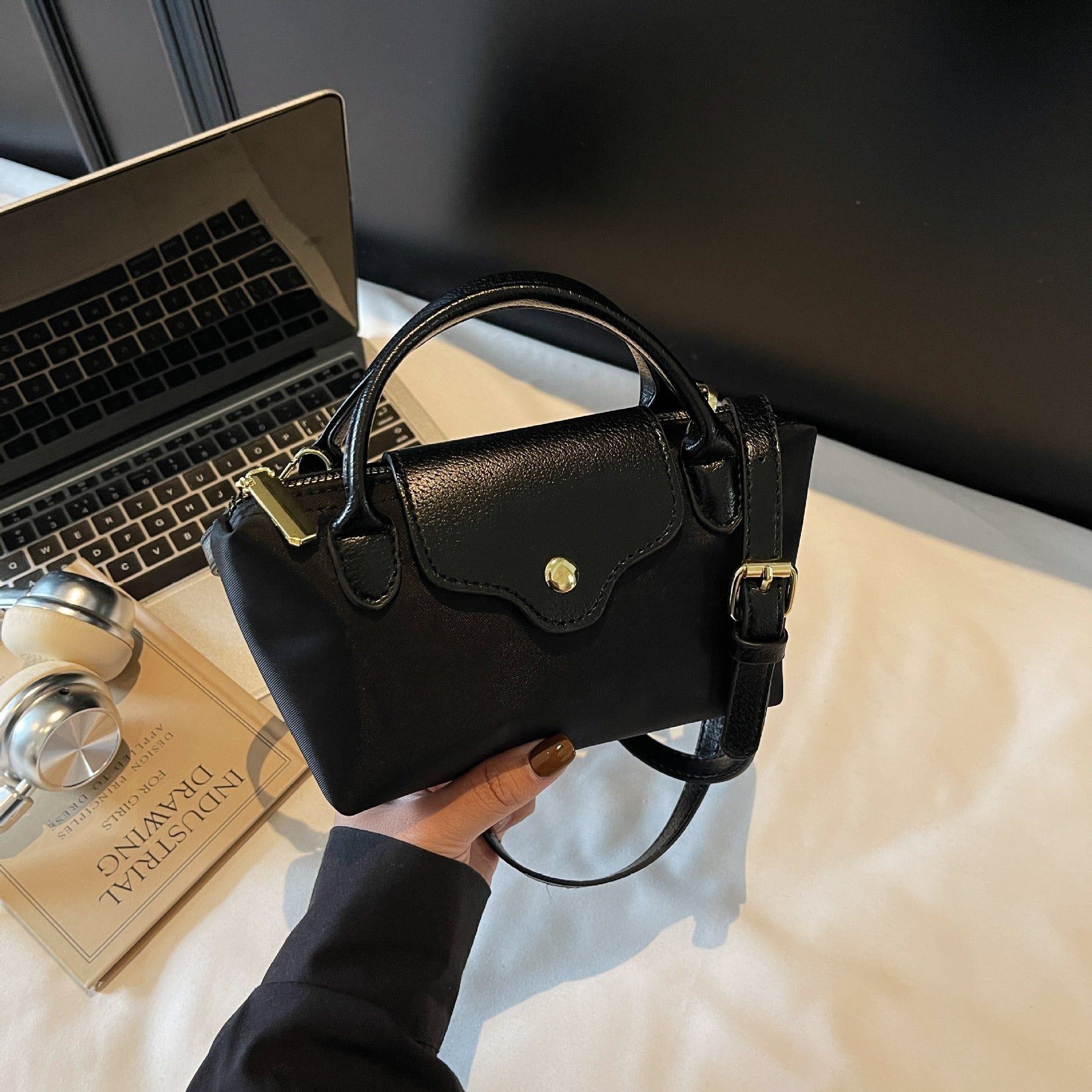 Style Premium Dragon Bags Xiang Handbag Nylon Cloth Fashion Dumpling Bag Retro Messenger Bag Commuter Women'S Bag