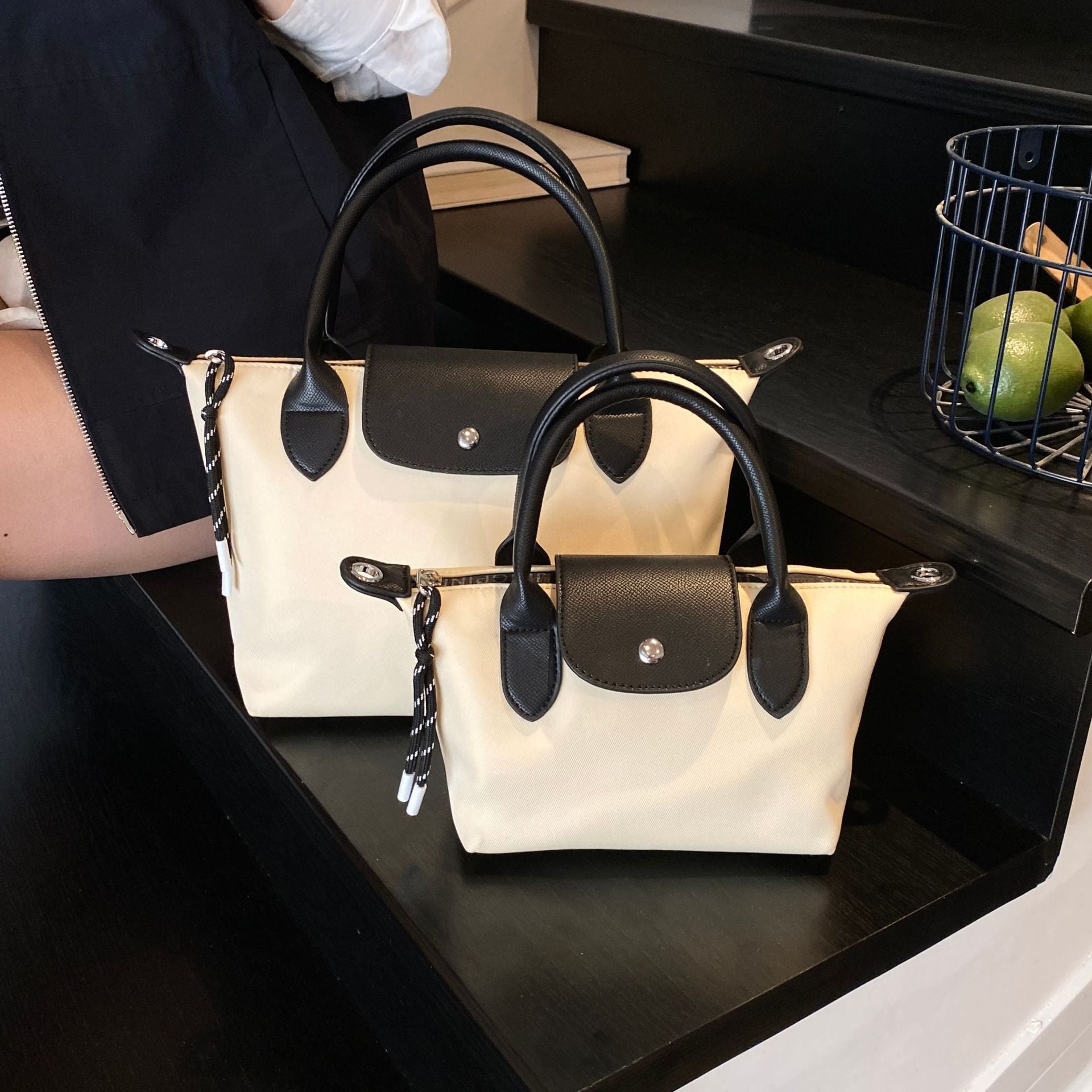 Simple Nylon Contrast Shoulder Bag | Versatile Dumpling Bag