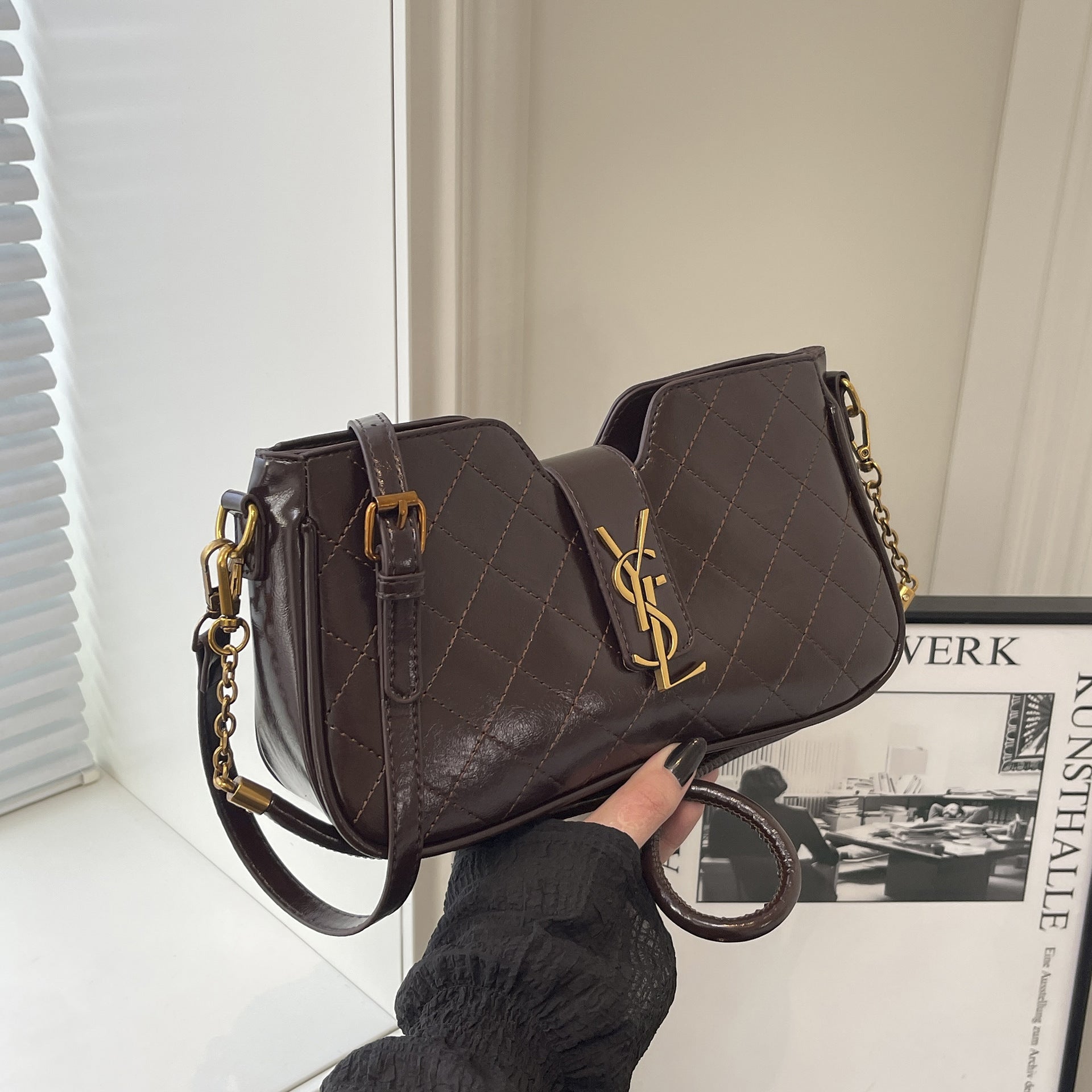 Light Luxury Embroidered Rhombus Chain Crossbody Shoulder Bag