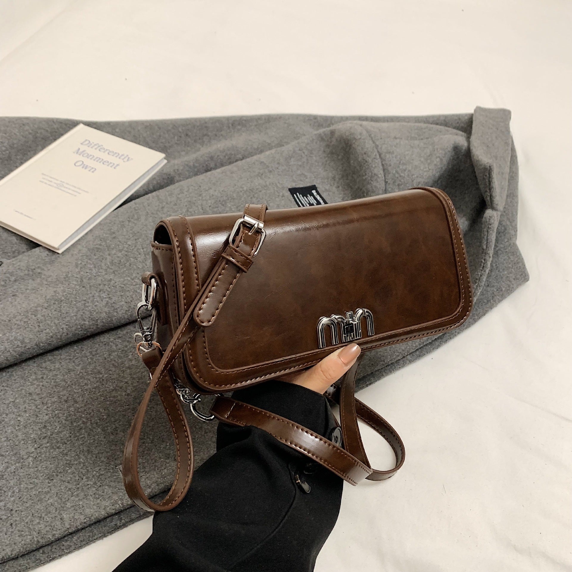 Tide Premium Oil Wax Leather Crossbody Shoulder Bag