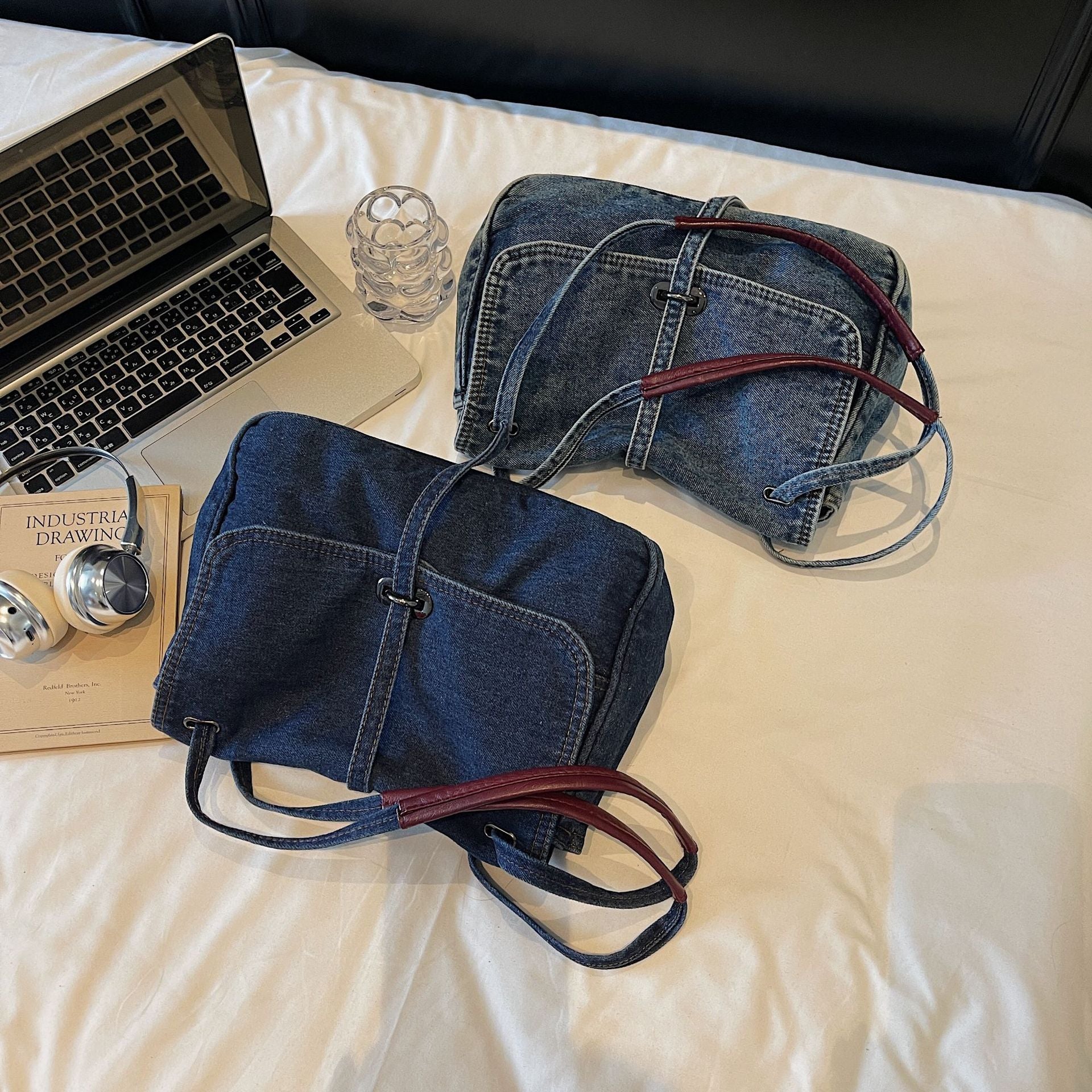 Retro Denim Messenger Bag for Commuters