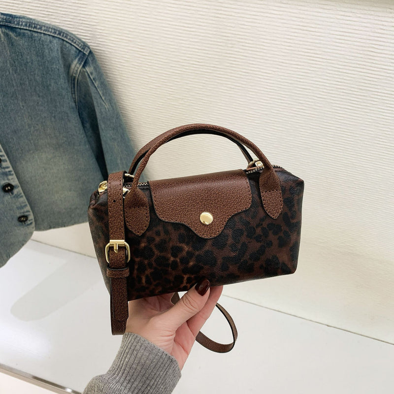 Leopard Print Shoulder Bag Retro Messenger Handbag