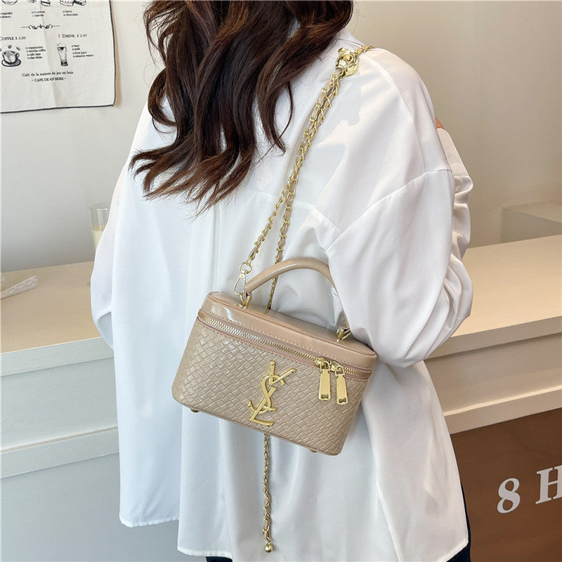 Luxury Woven Diamond Square Shoulder Bag for Women