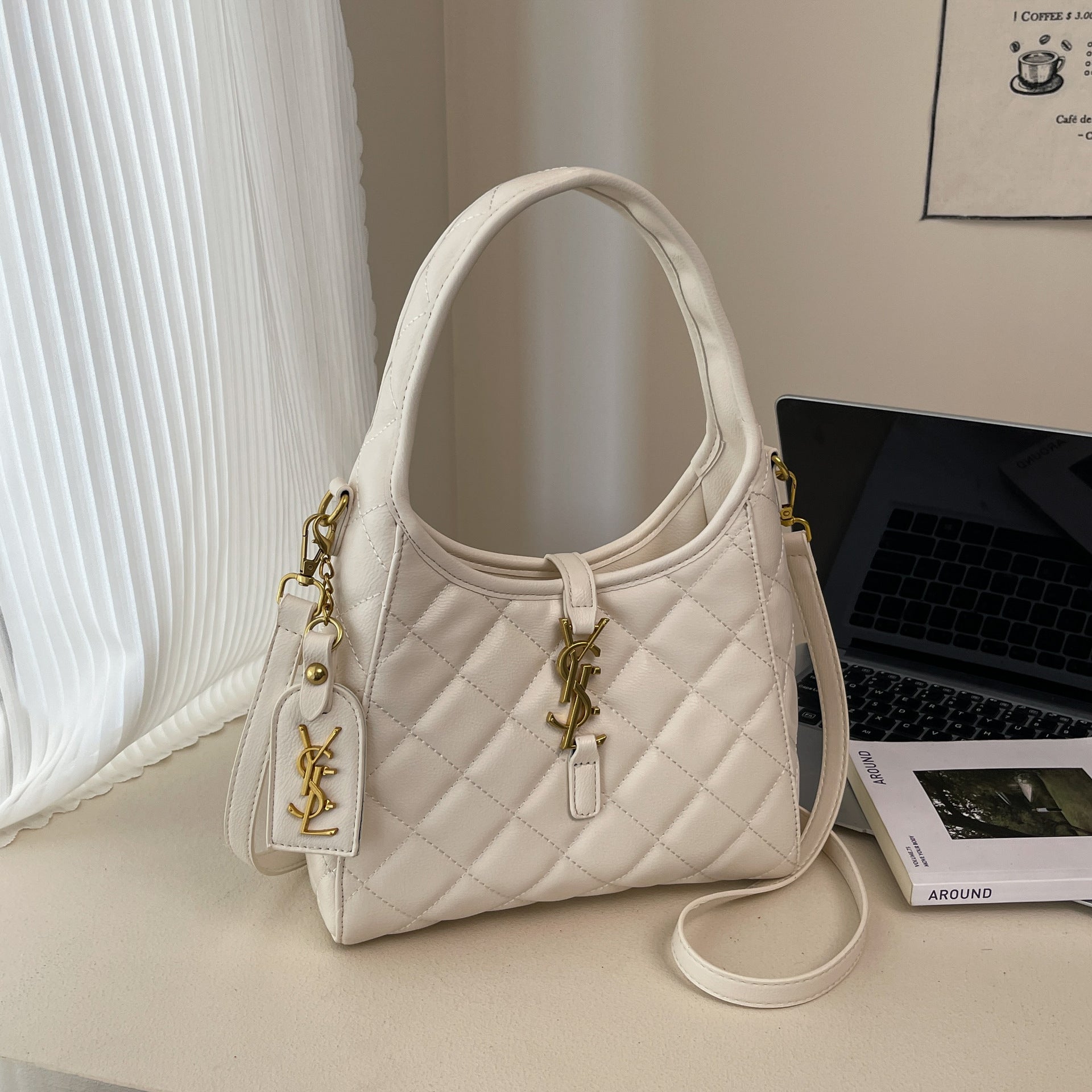 Luxury Poplar Small Fragrant Shoulder Messenger Handbag