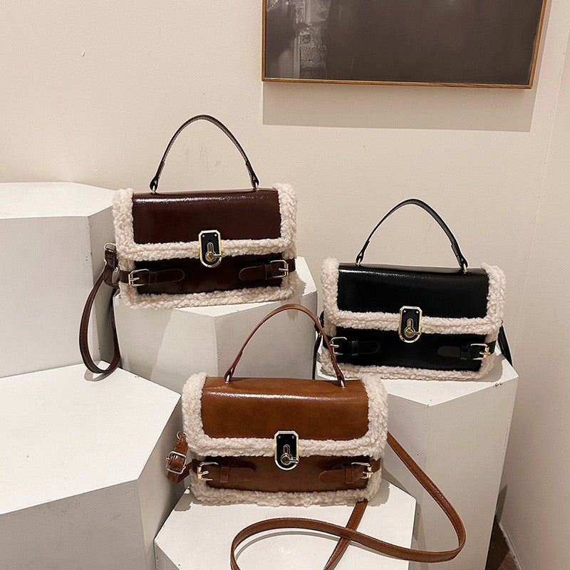 Trendy Retro Messenger Bag